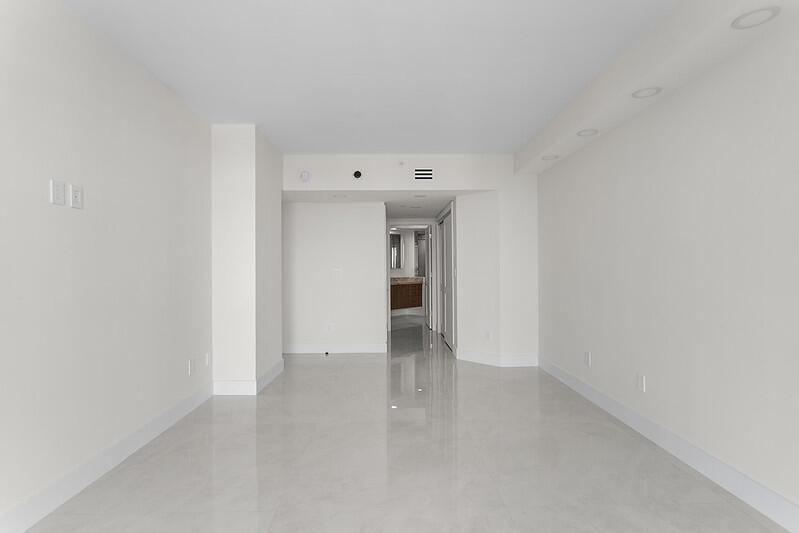 1700 S Ocean Boulevard 15c Property Photo 32
