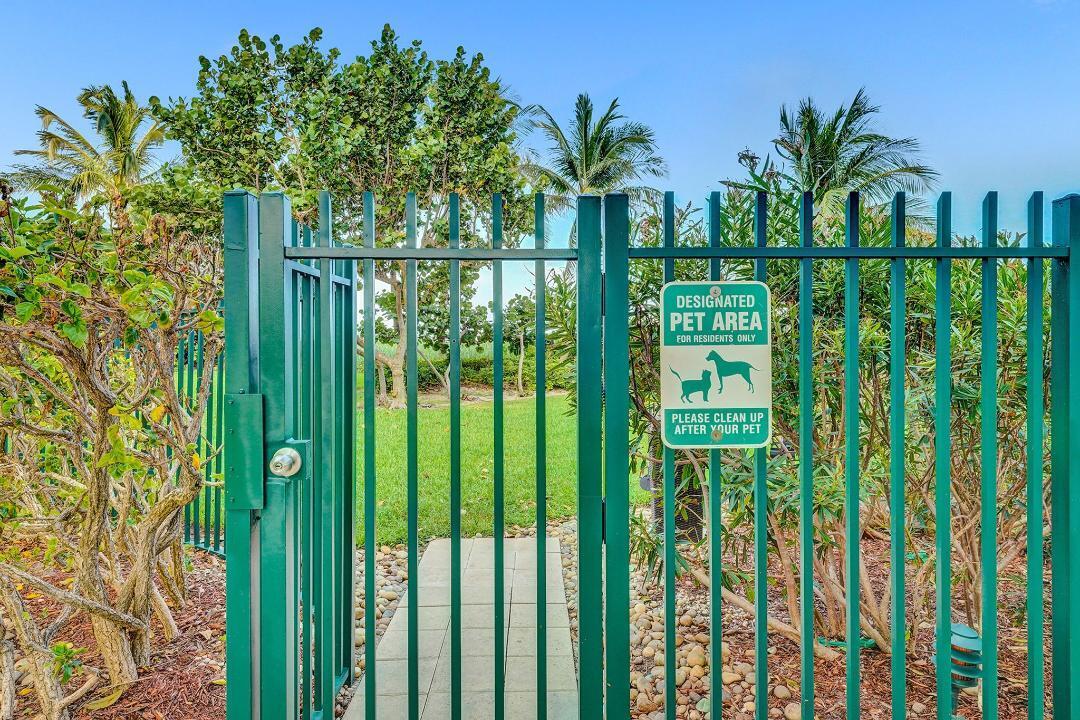 1700 S Ocean Boulevard 15c Property Photo 43