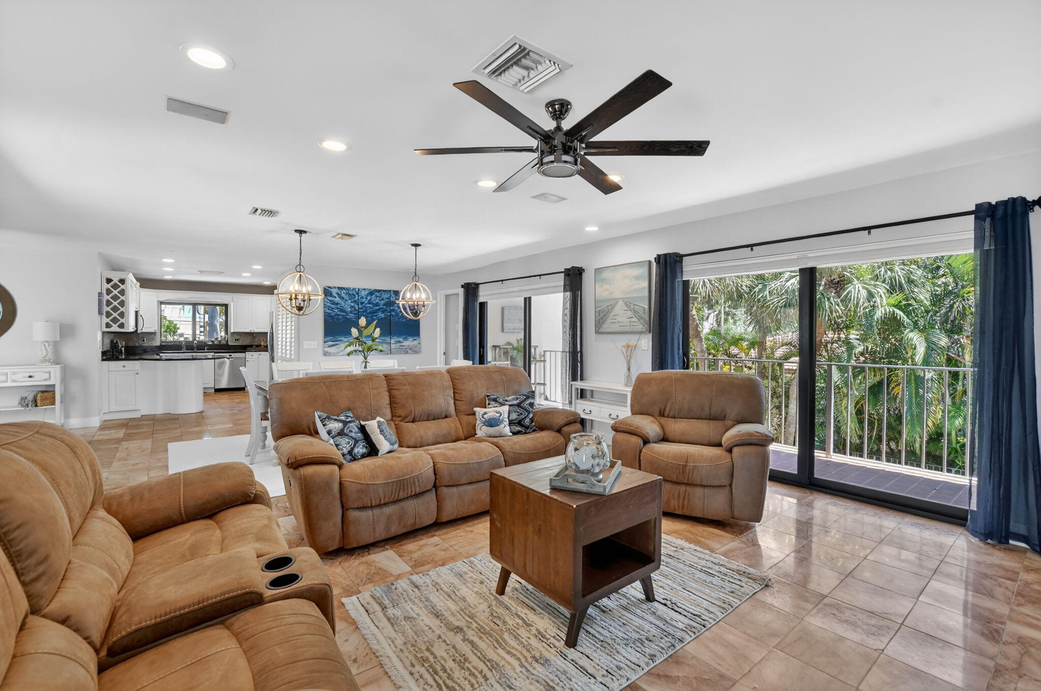 4310 S Ocean Boulevard B Property Photo 9