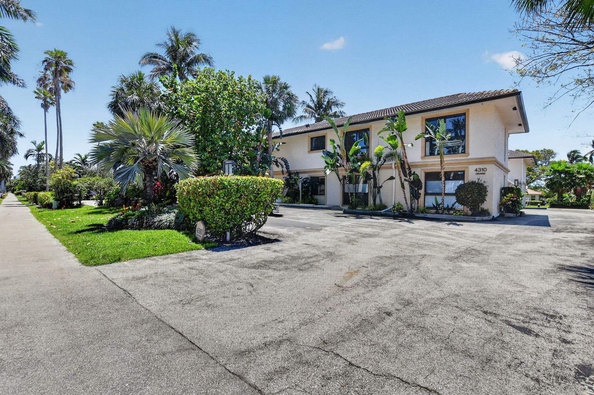 4310 S Ocean Boulevard B Property Photo 32