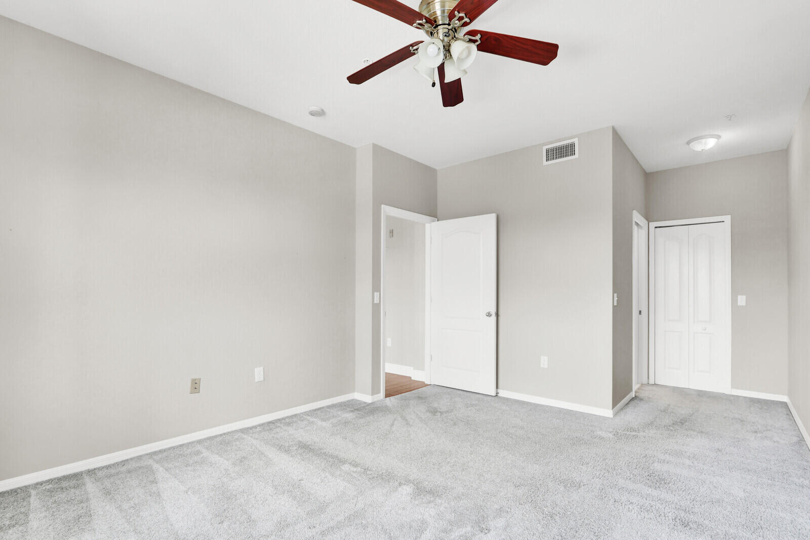 11037 Legacy Boulevard 302 Property Photo 15