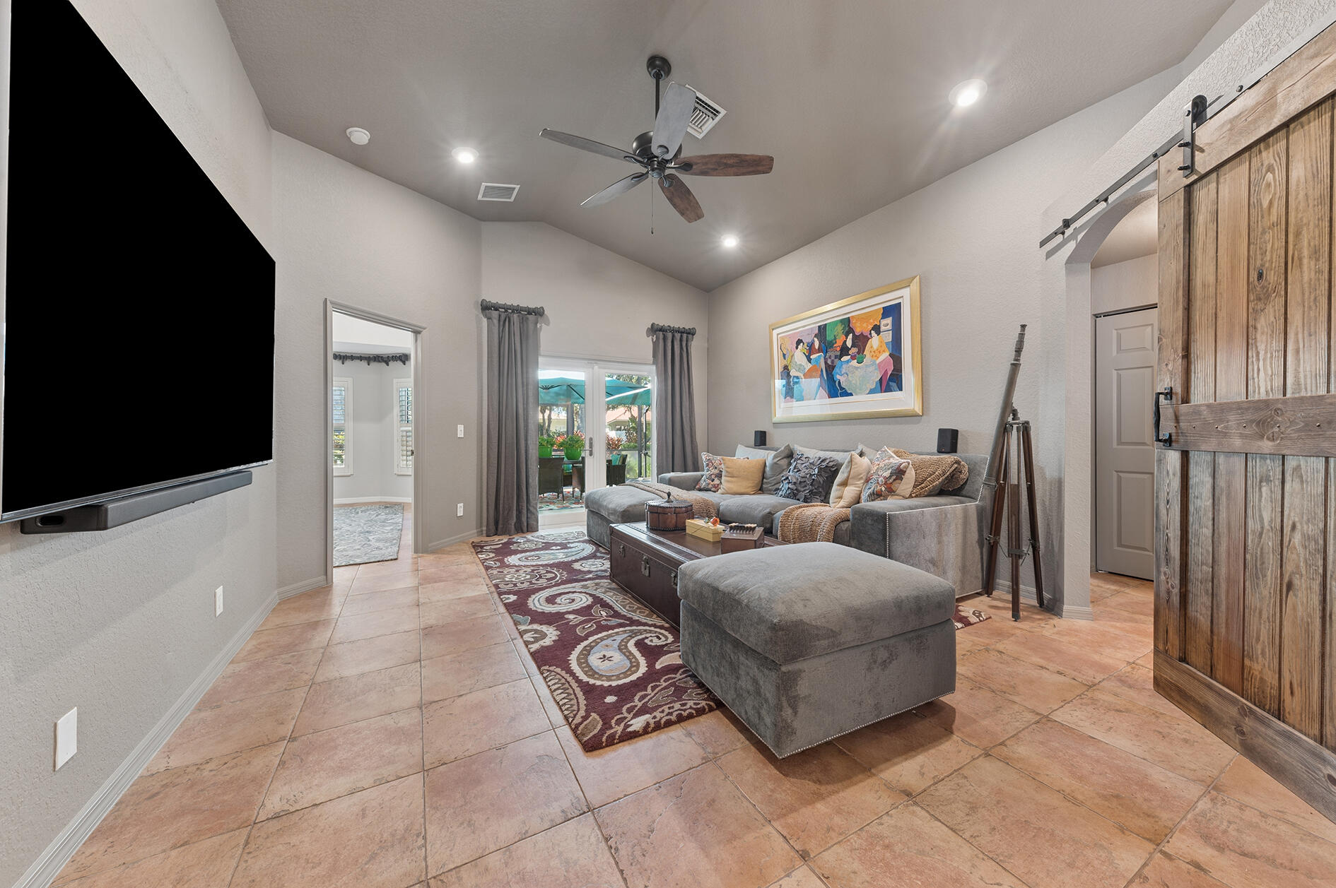 5318 Vernio Lane Property Photo 7