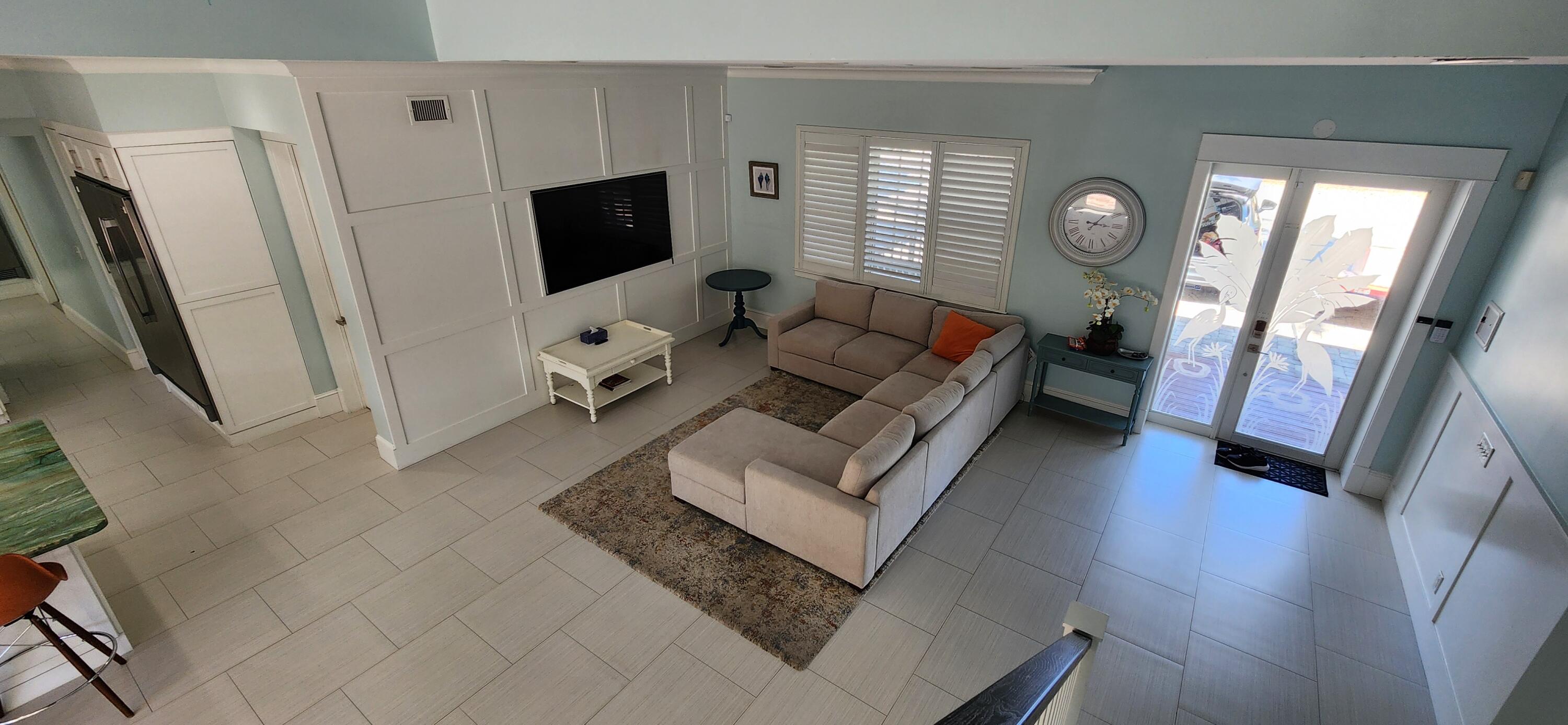 1066 Se Saint Lucie Boulevard Property Photo 18