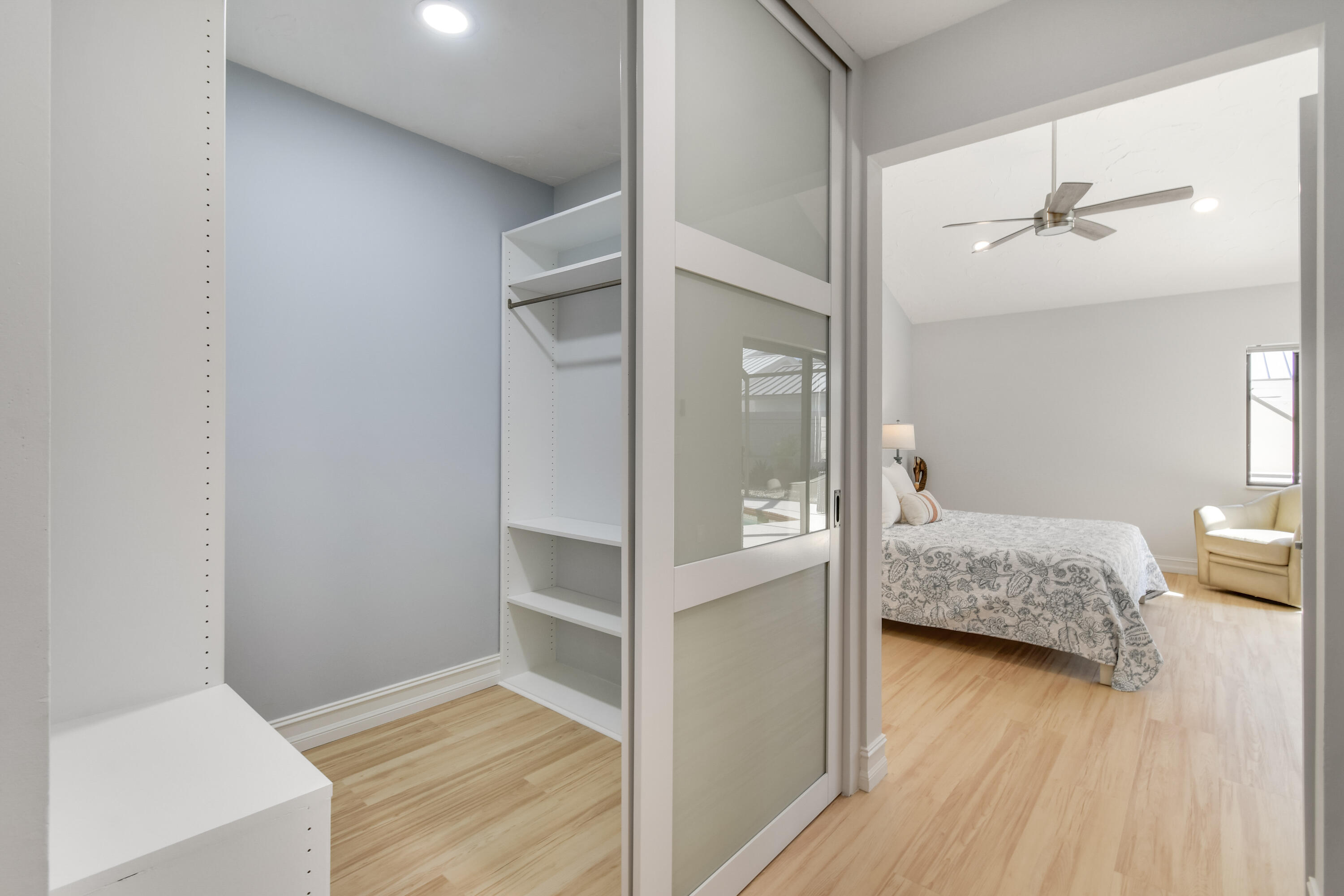137 Harbourside Circle Property Photo 13