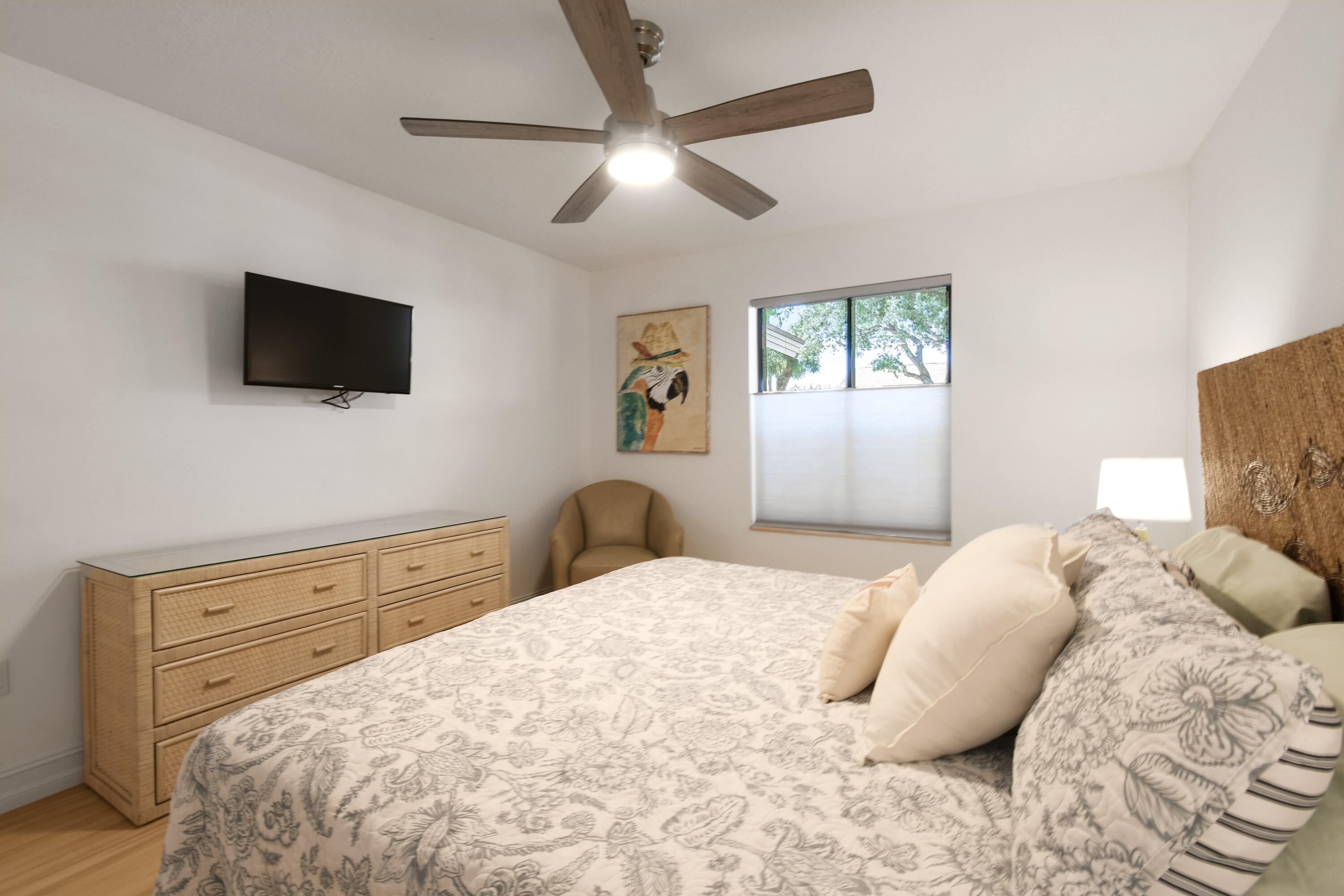 137 Harbourside Circle Property Photo 18