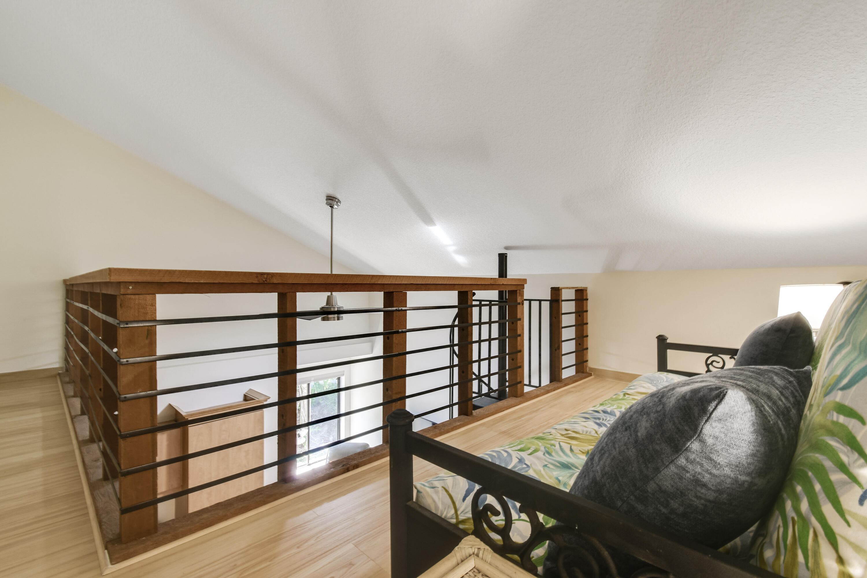 137 Harbourside Circle Property Photo 24