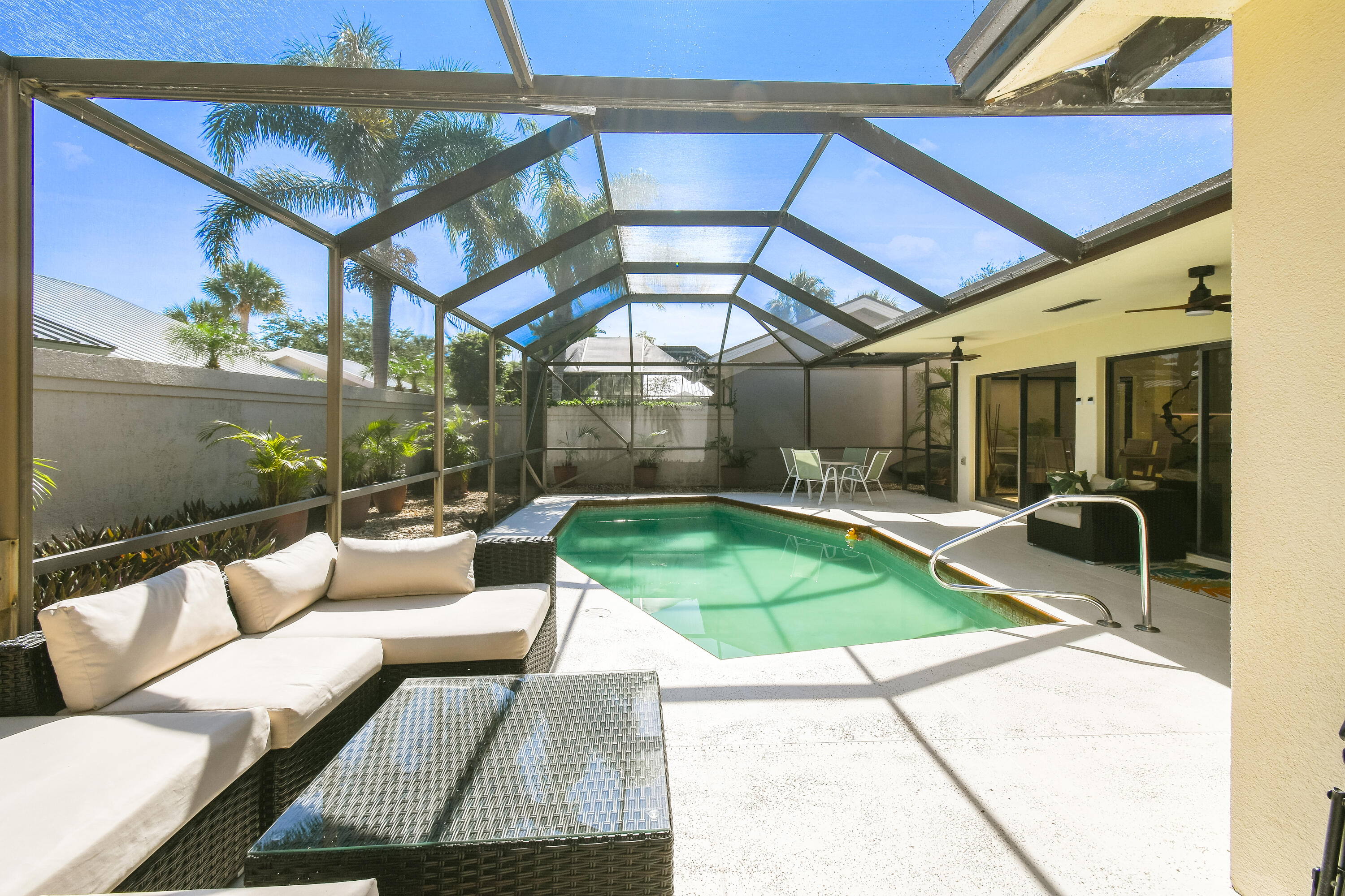 137 Harbourside Circle Property Photo 28