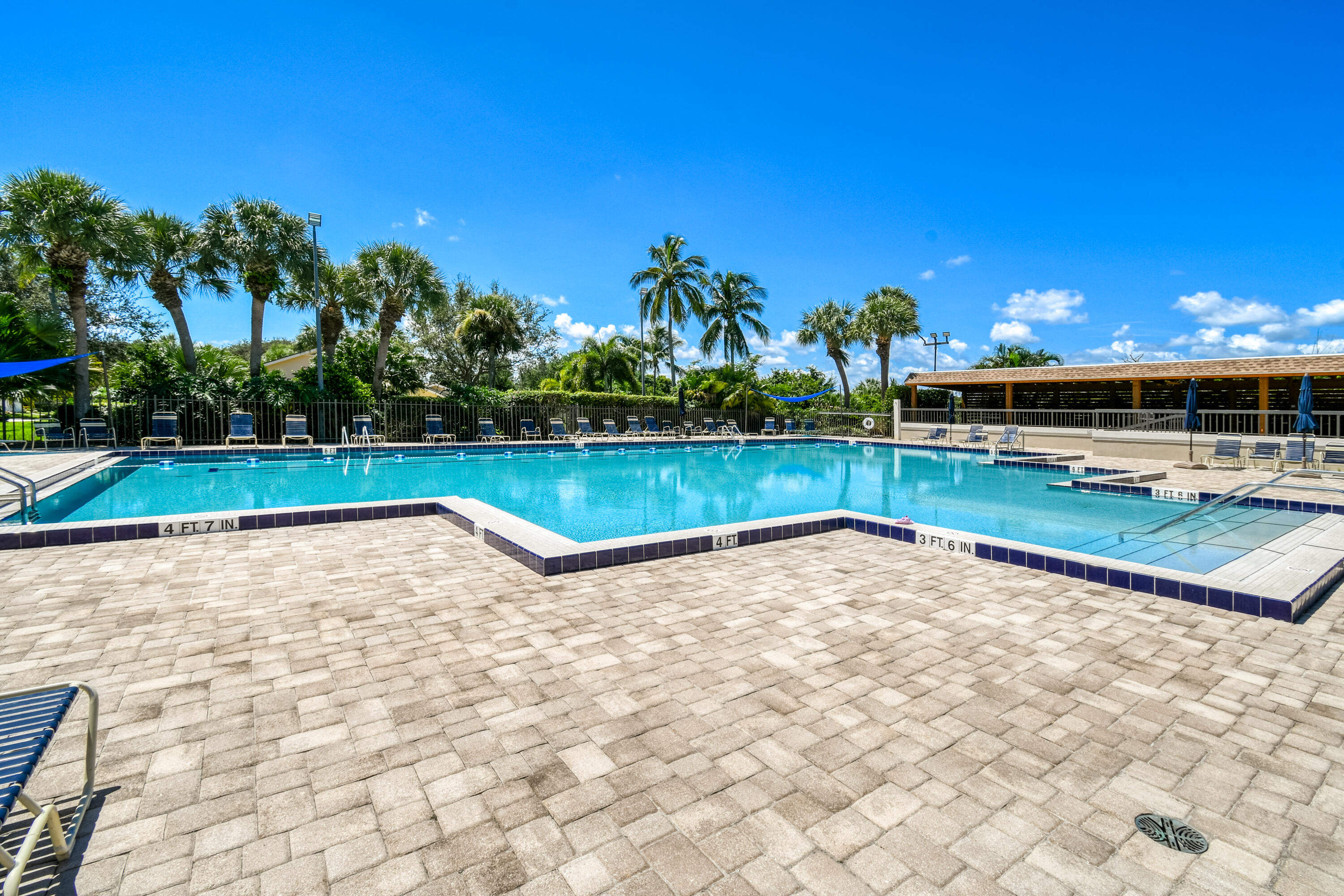 137 Harbourside Circle Property Photo 31