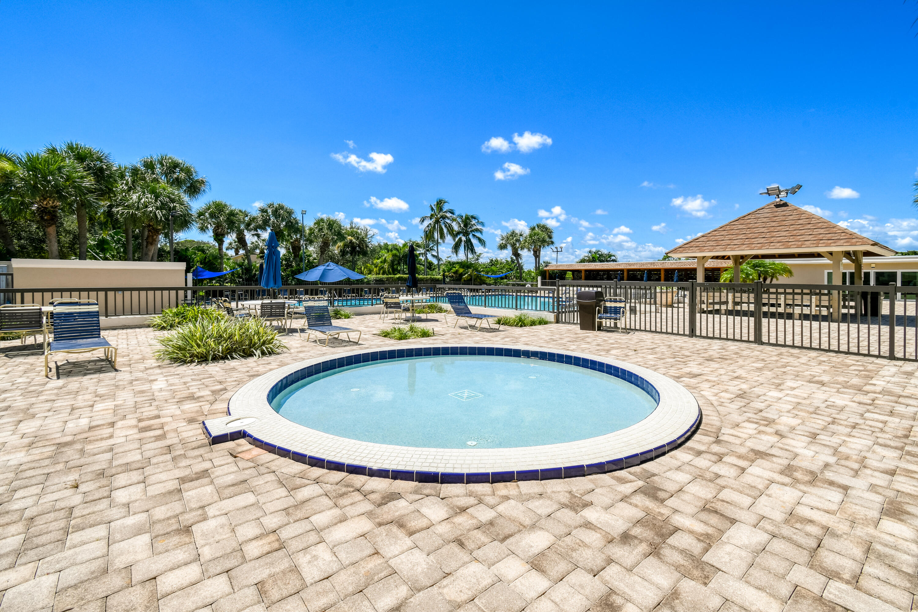 137 Harbourside Circle Property Photo 34
