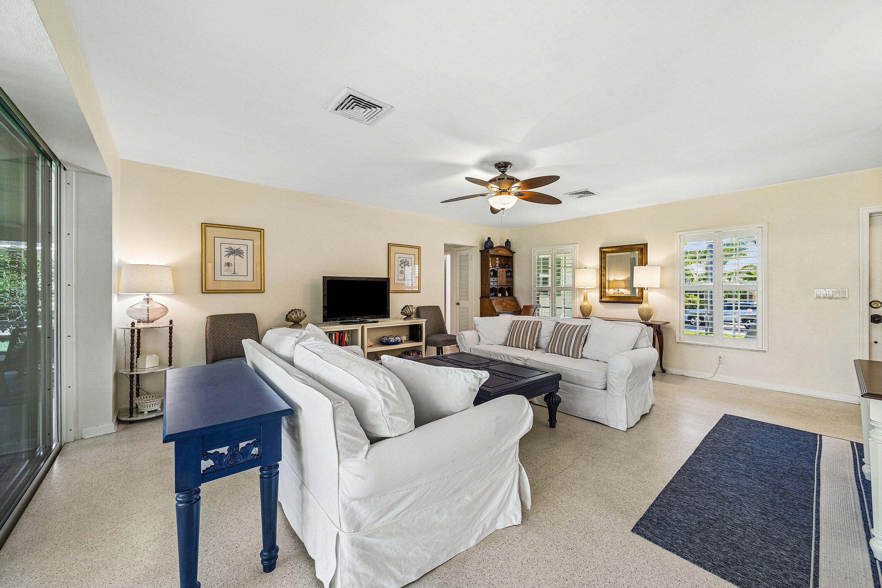 5550 Osprey Drive Property Photo 11
