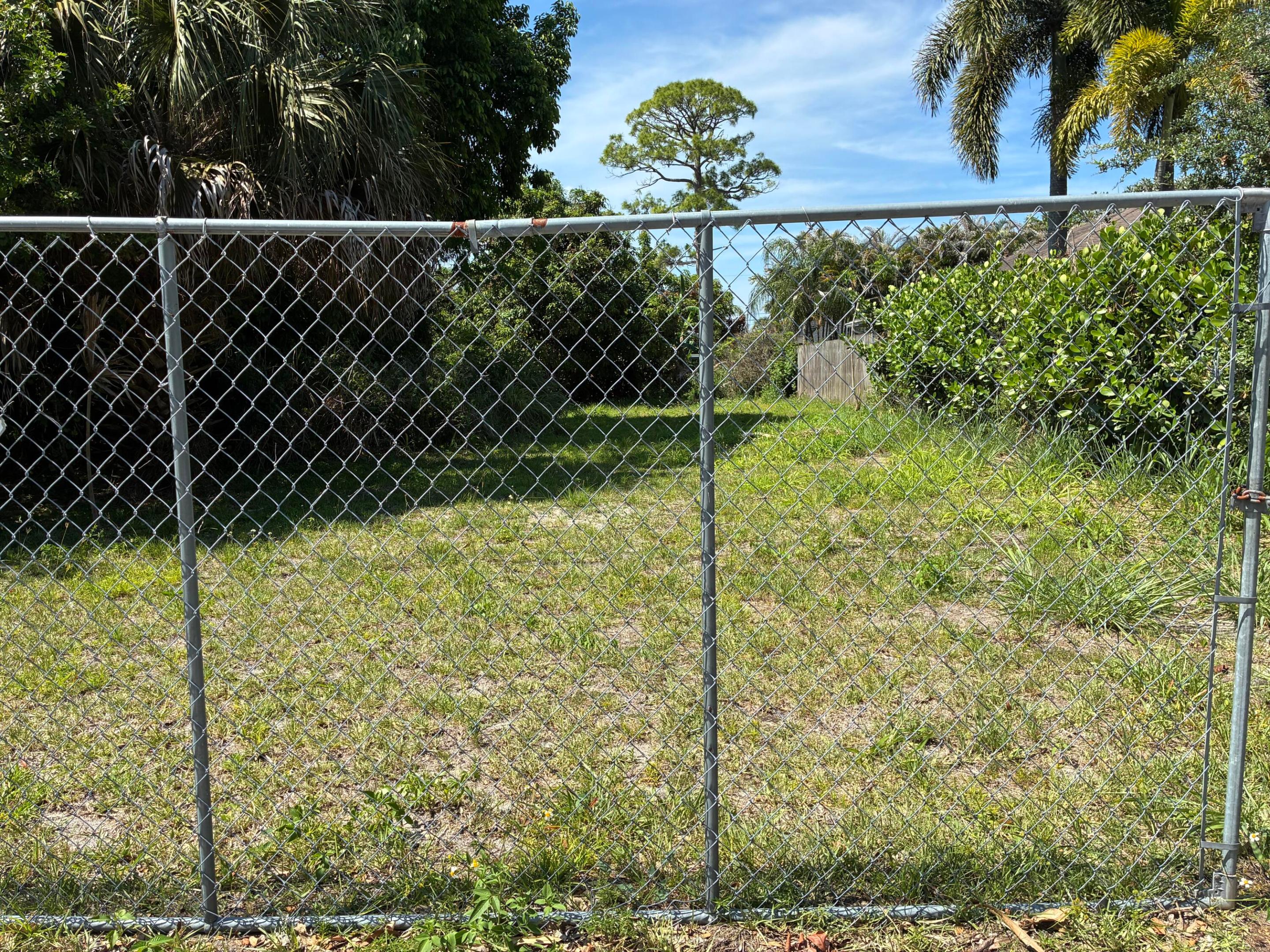 6755 1st Street Property Photo 1