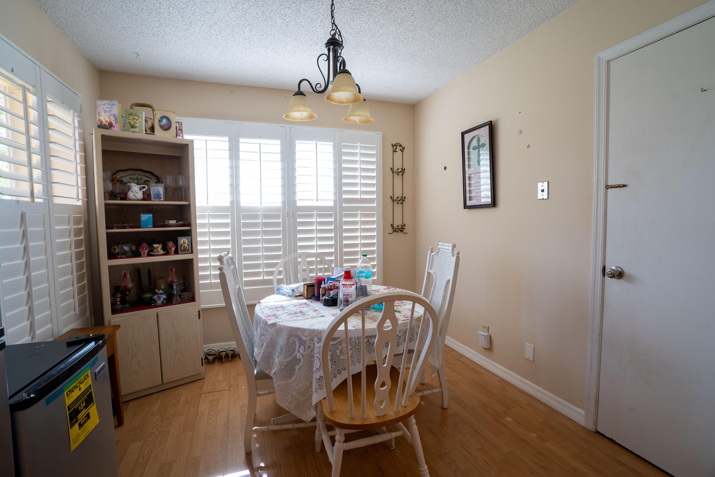 6121 Rainbow Circle Property Photo 6