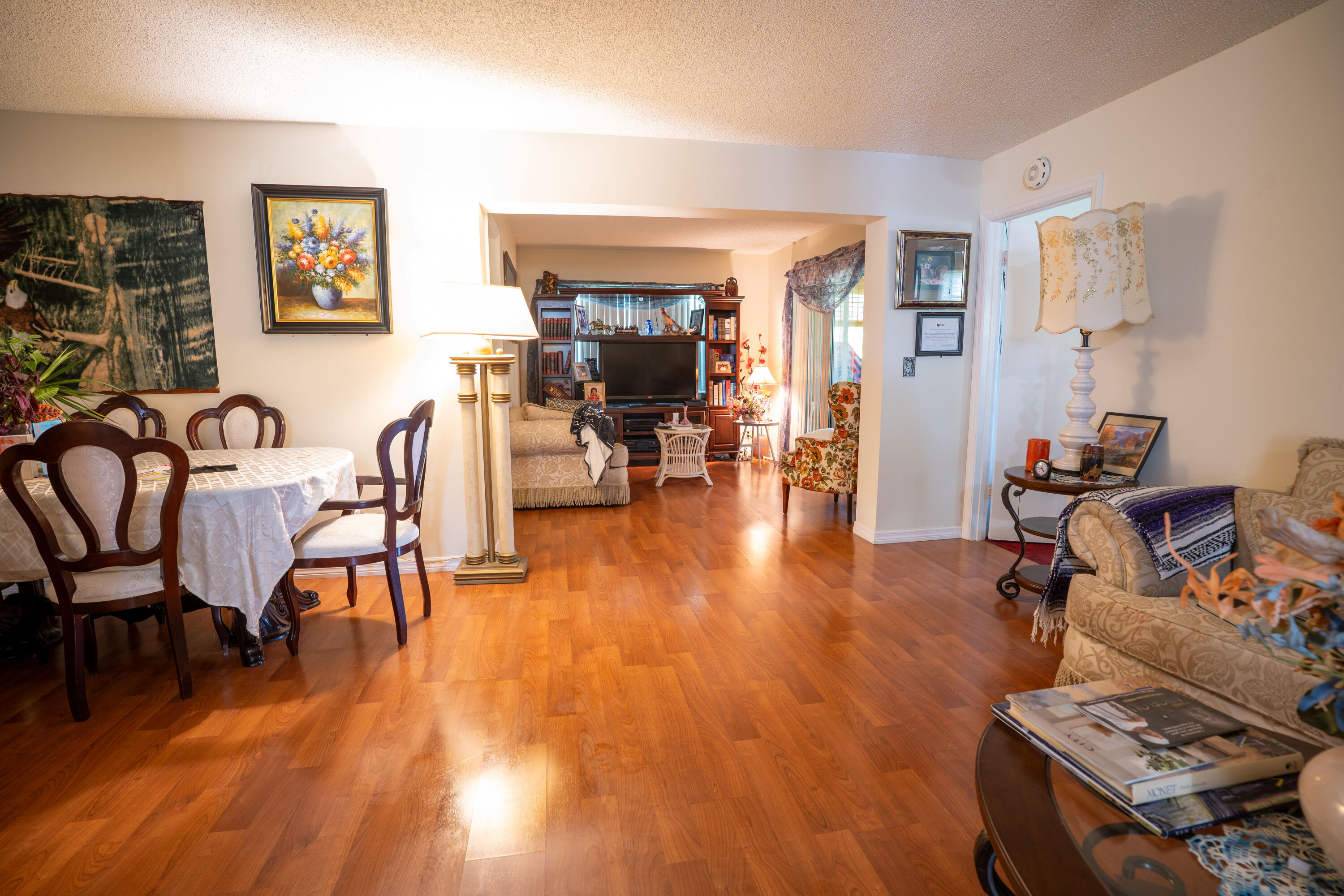 6121 Rainbow Circle Property Photo 23