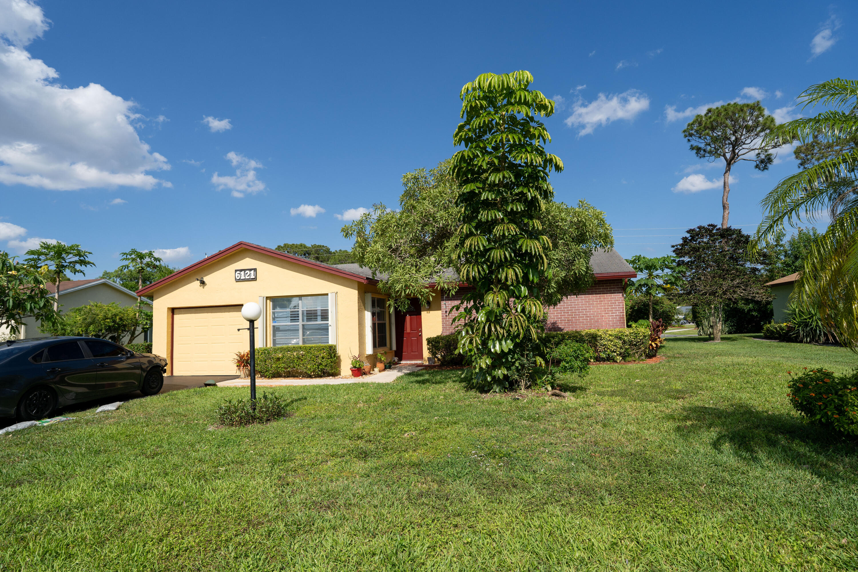 6121 Rainbow Circle Property Photo 29