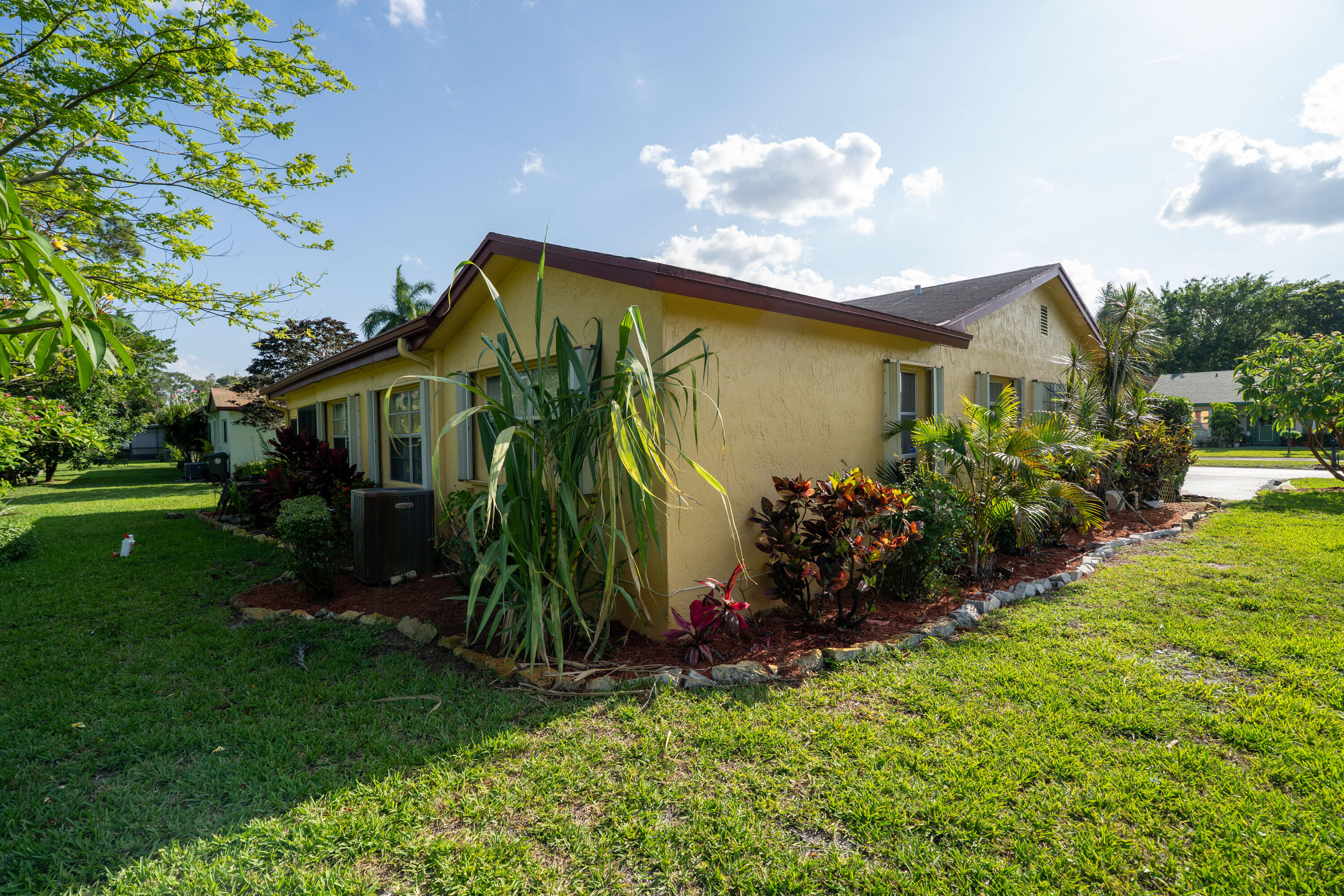 6121 Rainbow Circle Property Photo 34