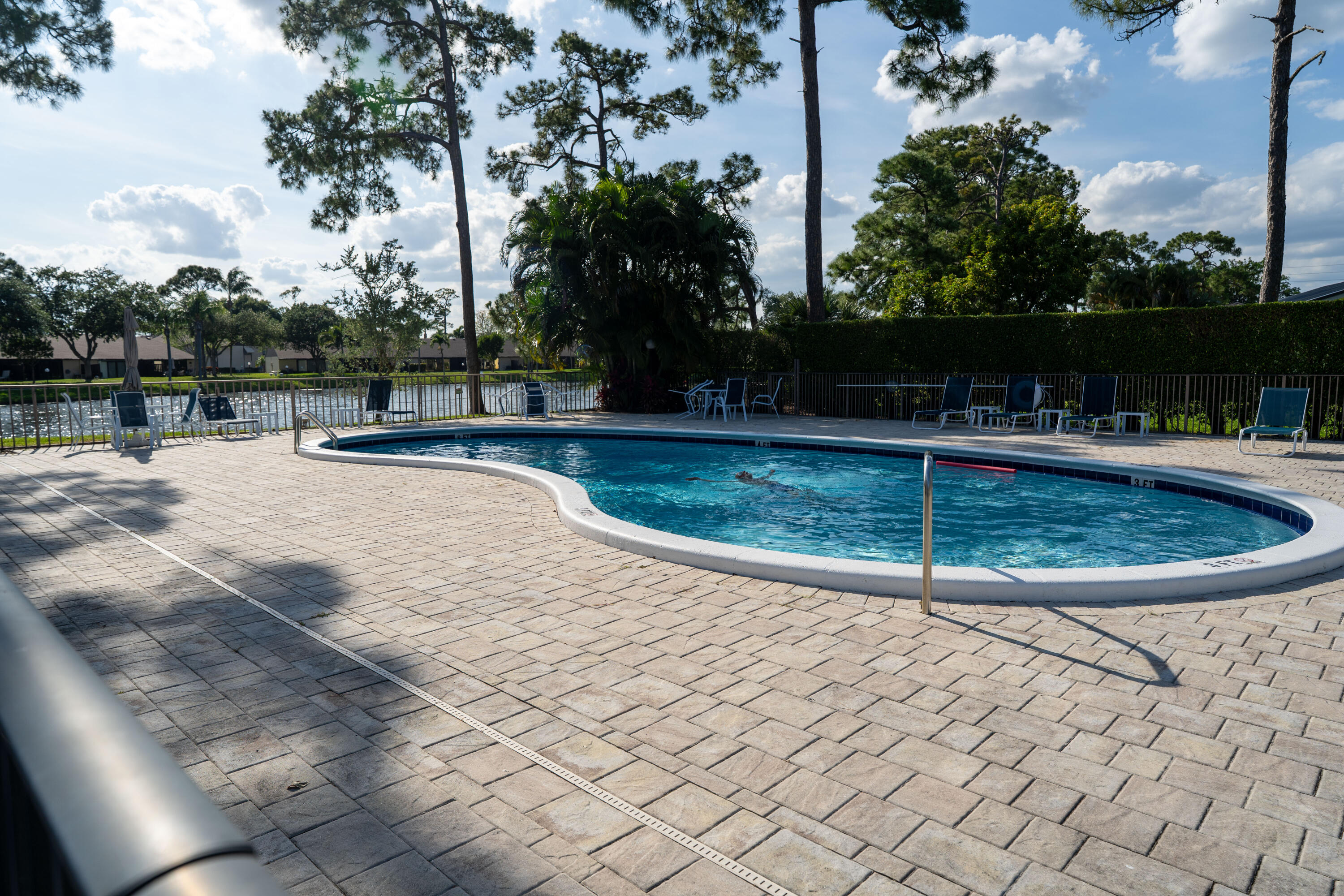 6121 Rainbow Circle Property Photo 40