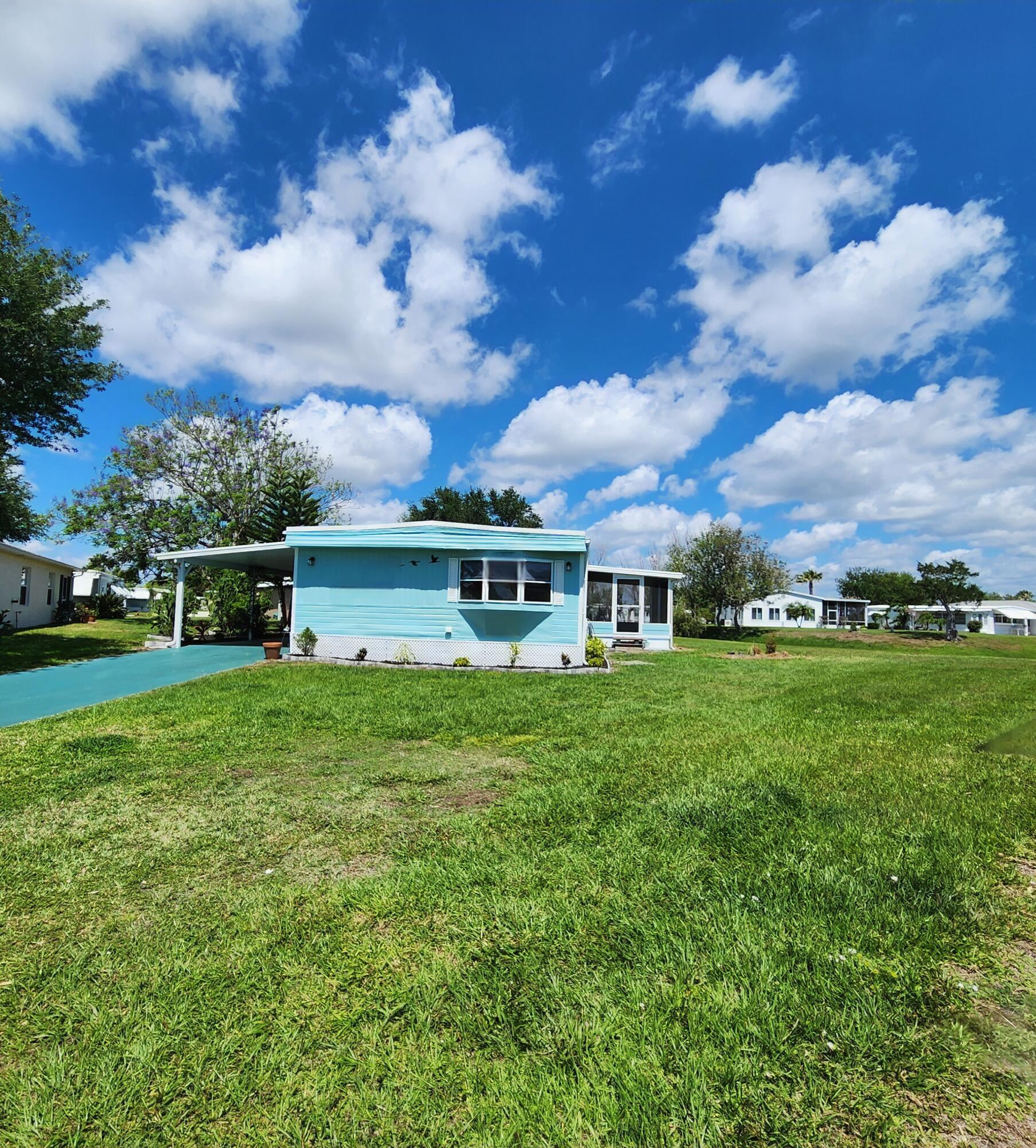17 Rio Verde Way Property Photo 3