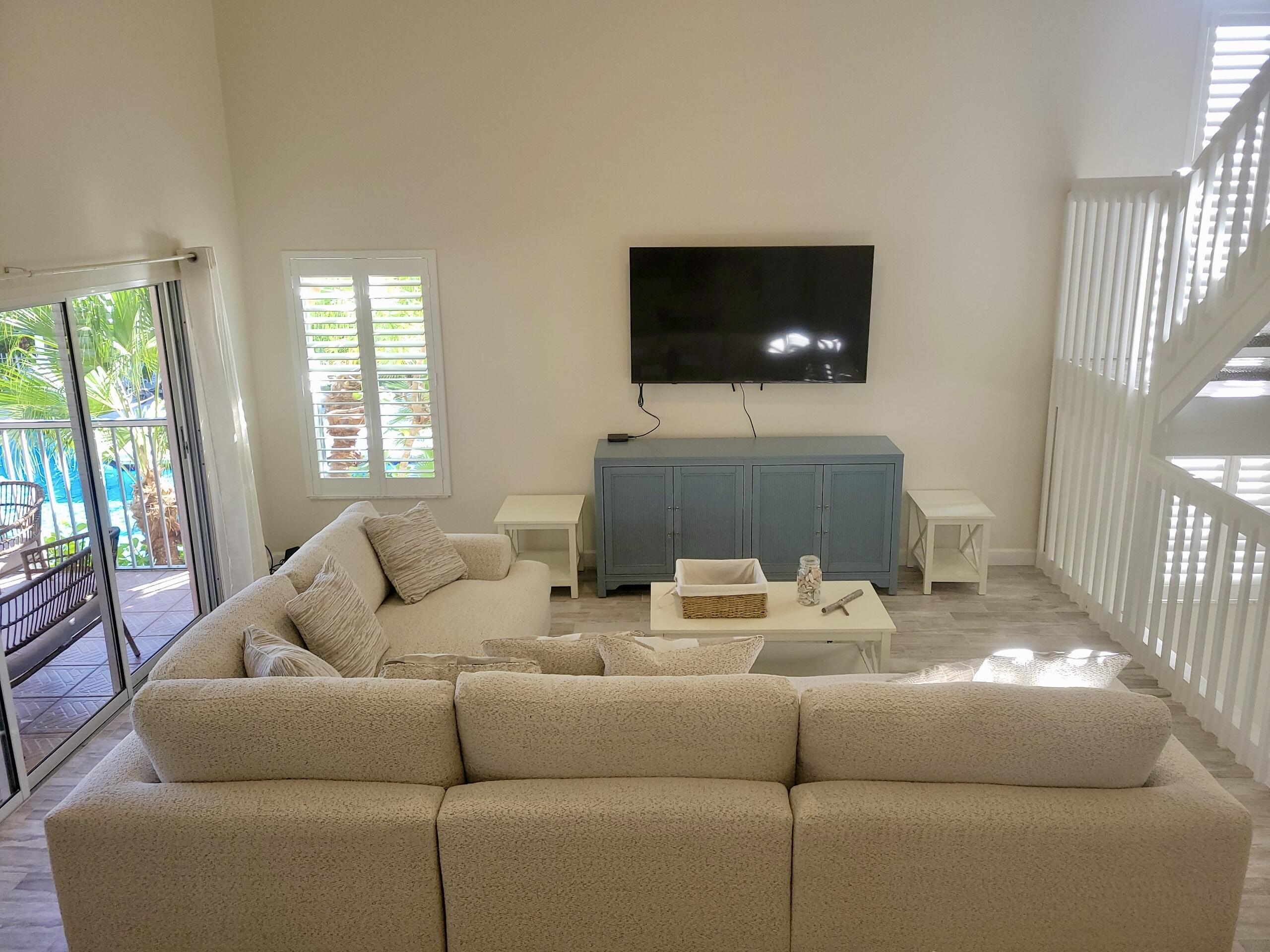 3108 Fairway Drive N Property Photo 6