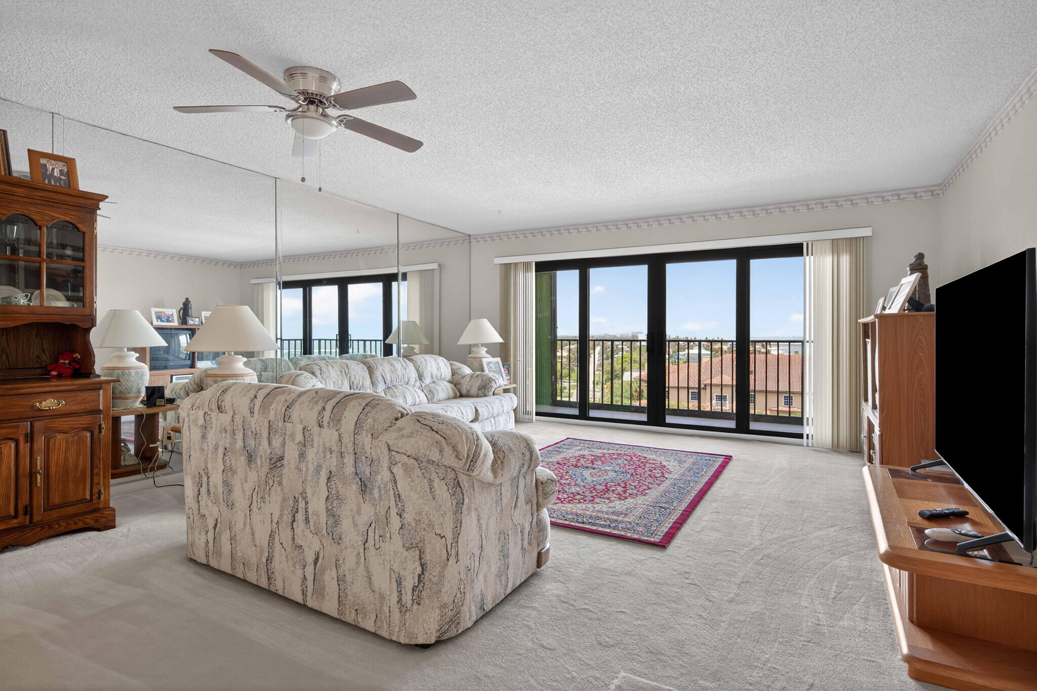 801 S Ocean Drive 802 Property Photo 4