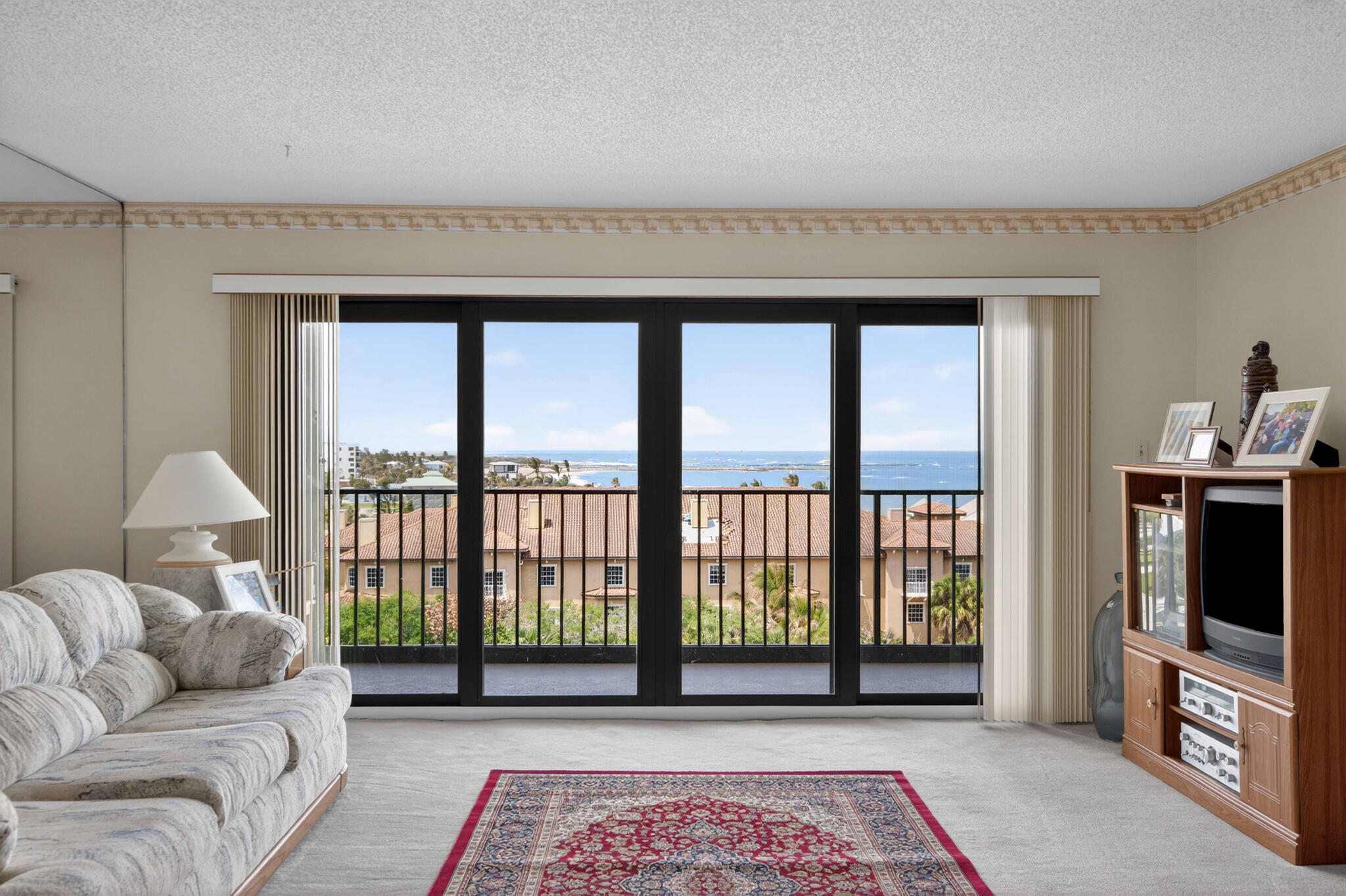 801 S Ocean Drive 802 Property Photo 5