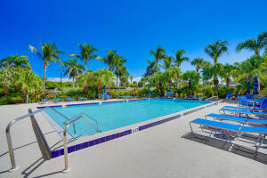 801 S Ocean Drive 802 Property Photo 25