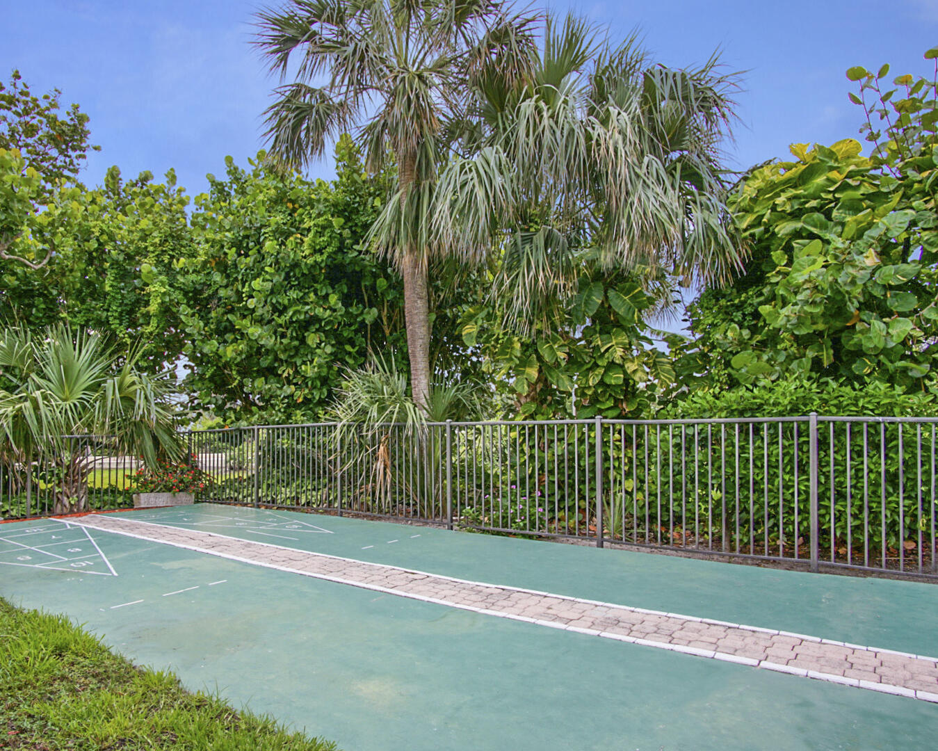 10310 S Ocean Drive 405 Property Photo 31