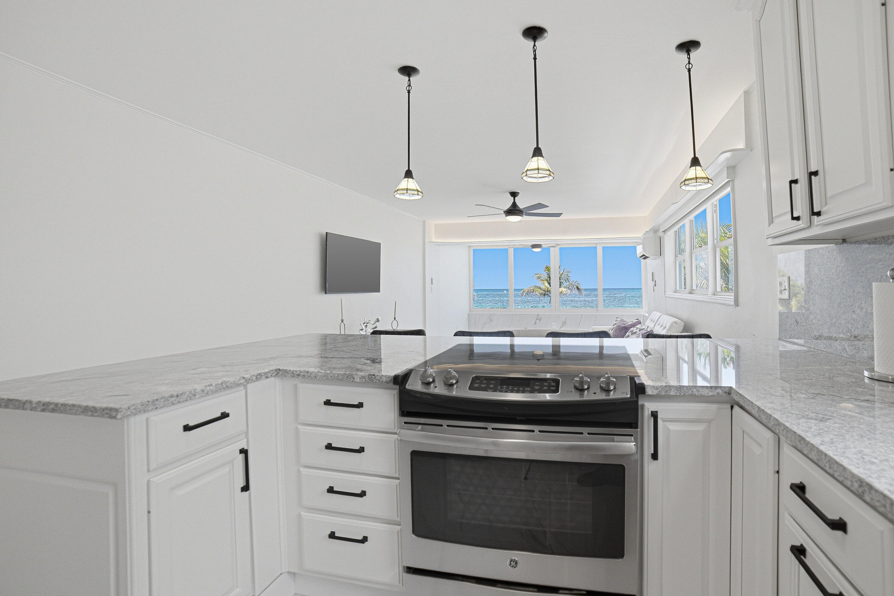 8 Briny Avenue 206 Property Photo 8