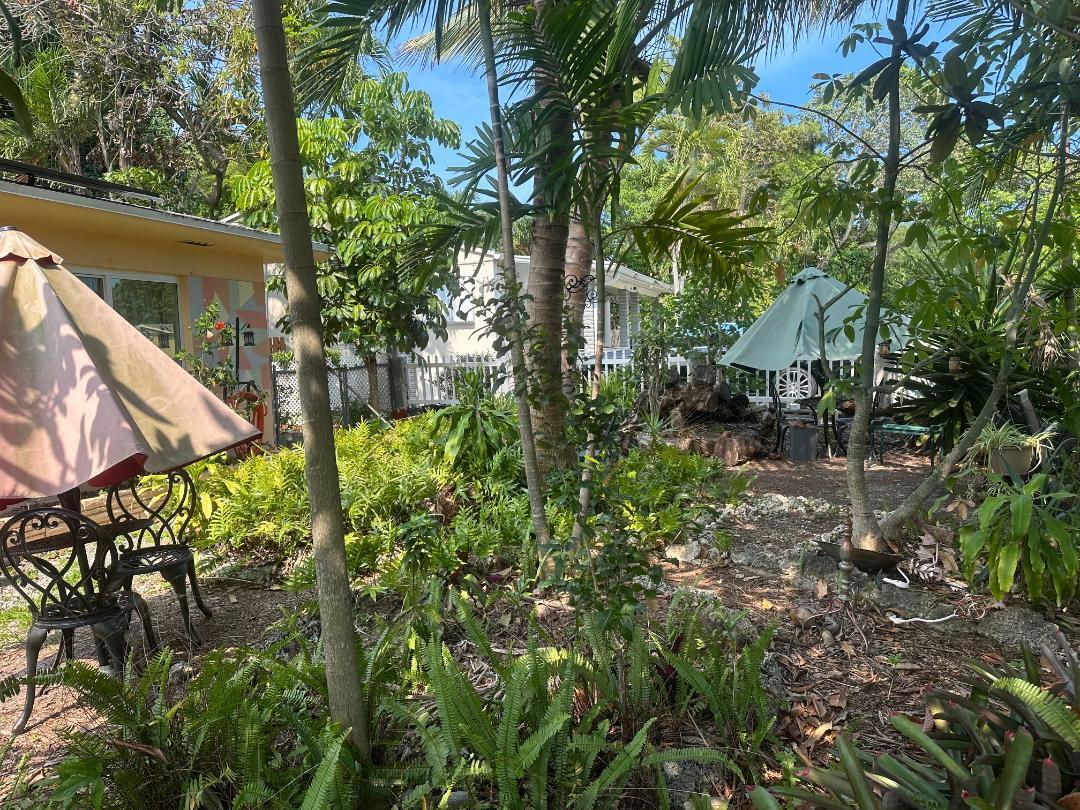 1631 Ne 157th Terrace Property Photo 4