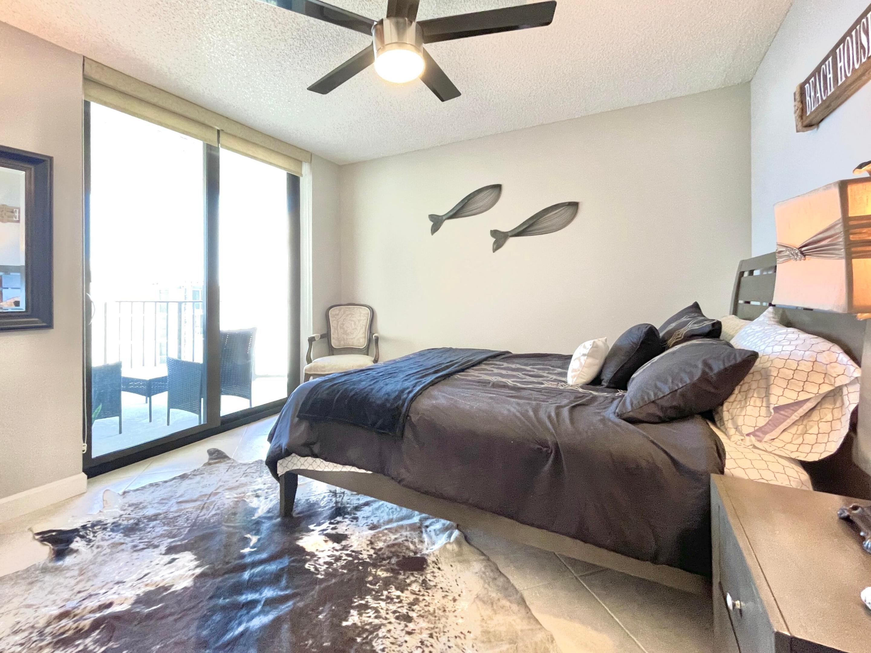 5420 N Ocean Drive 906 Property Photo 24