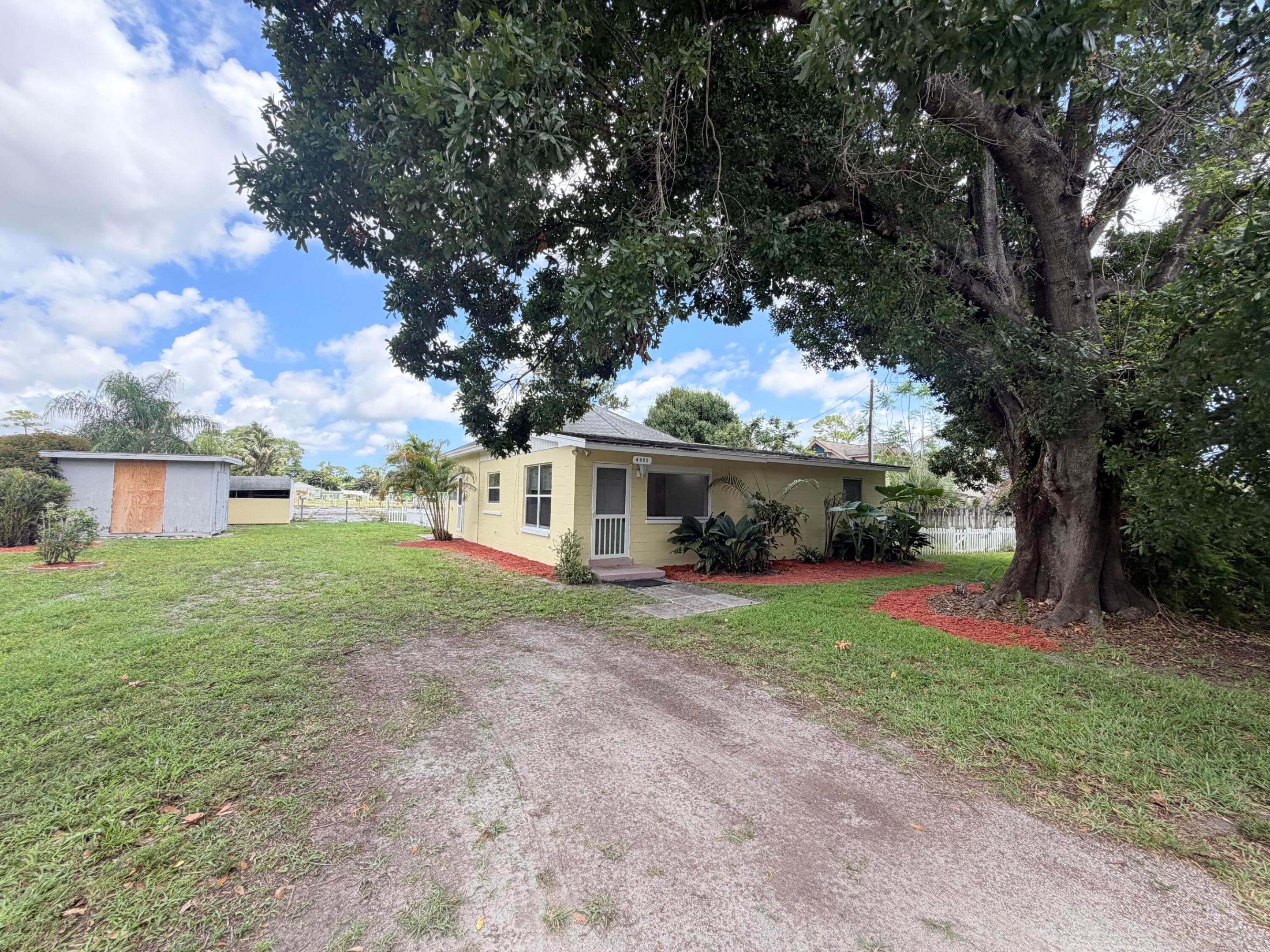 4905 Williams Road Property Photo 3