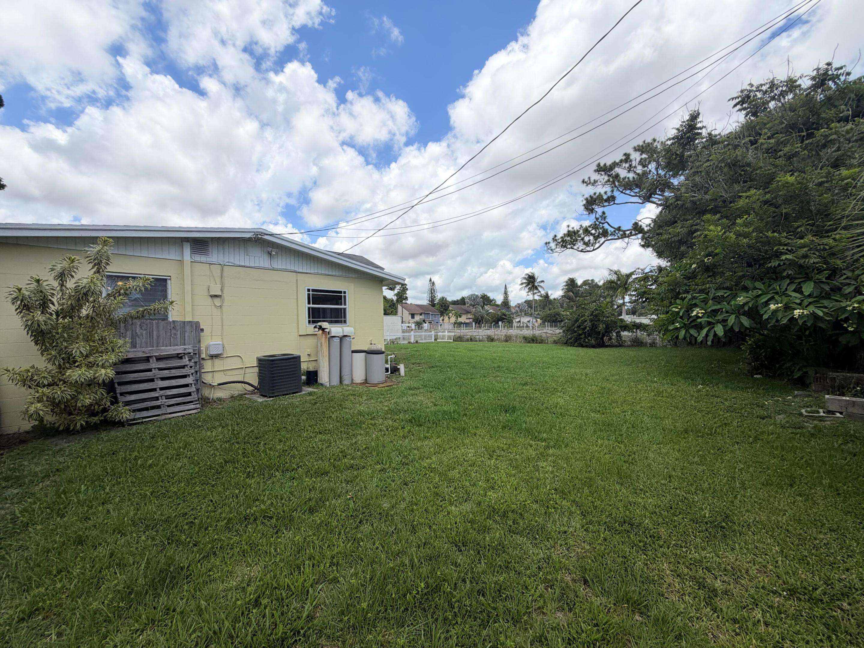 4905 Williams Road Property Photo 15