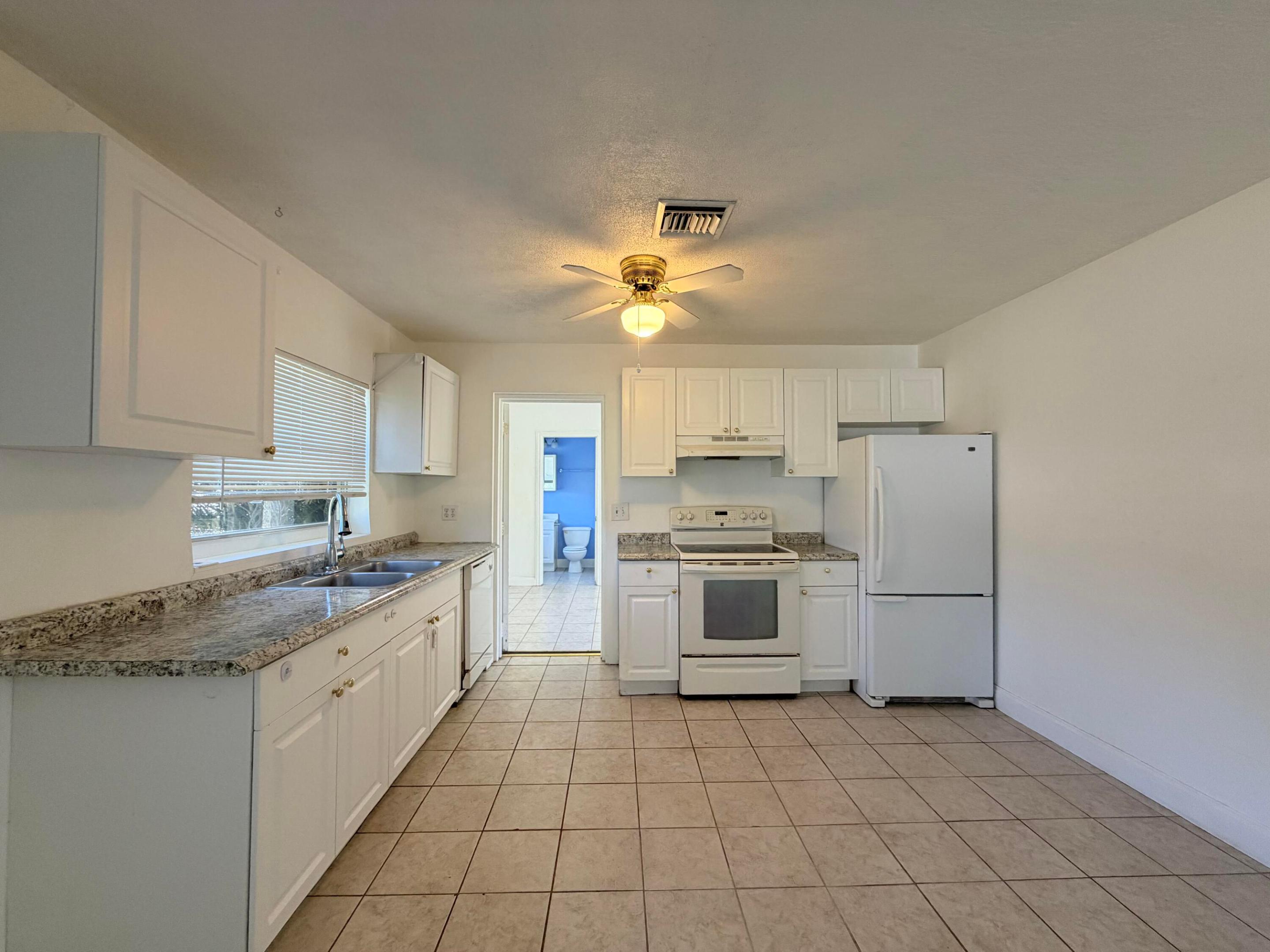 4905 Williams Road Property Photo 23