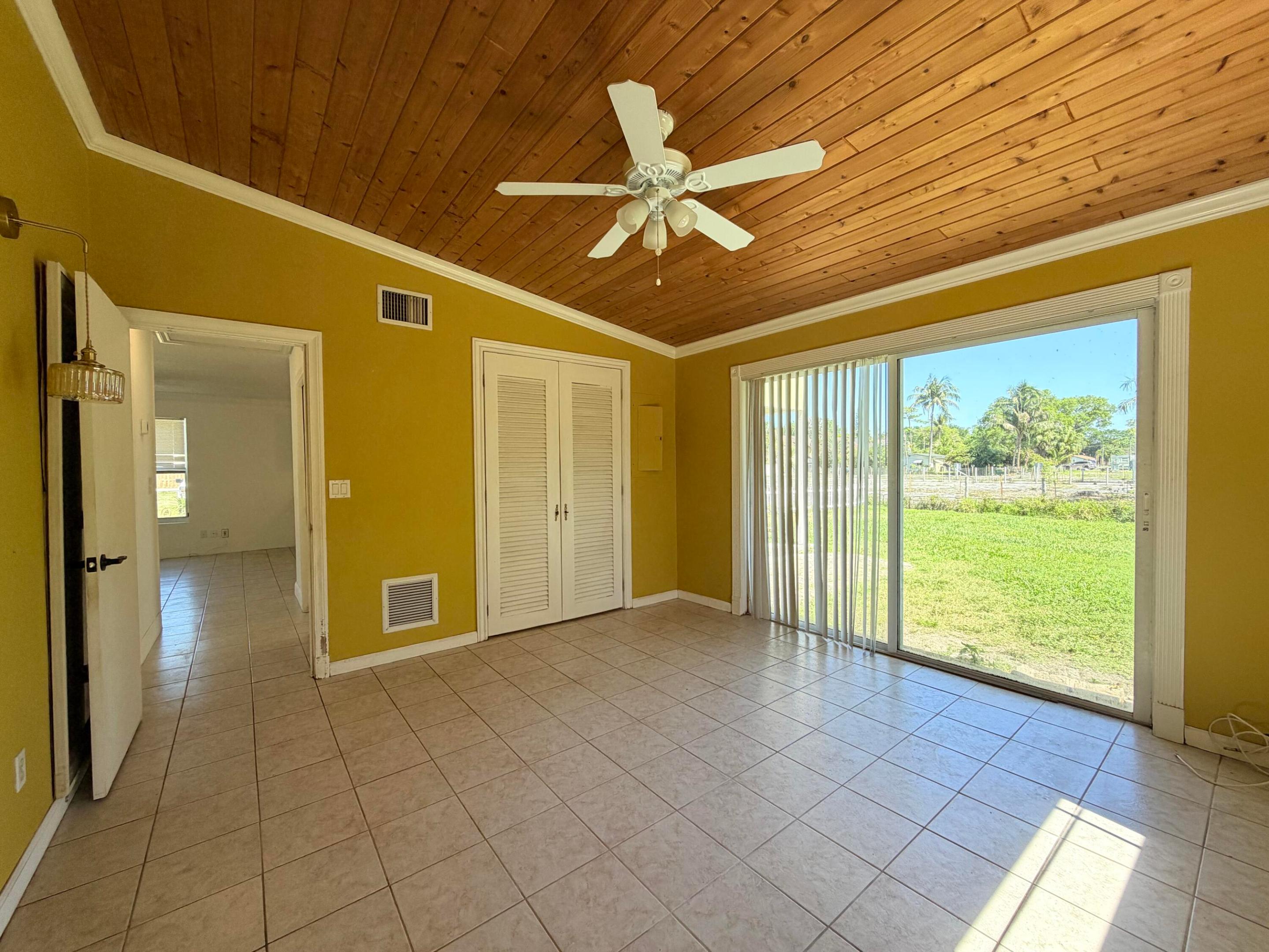 4905 Williams Road Property Photo 32
