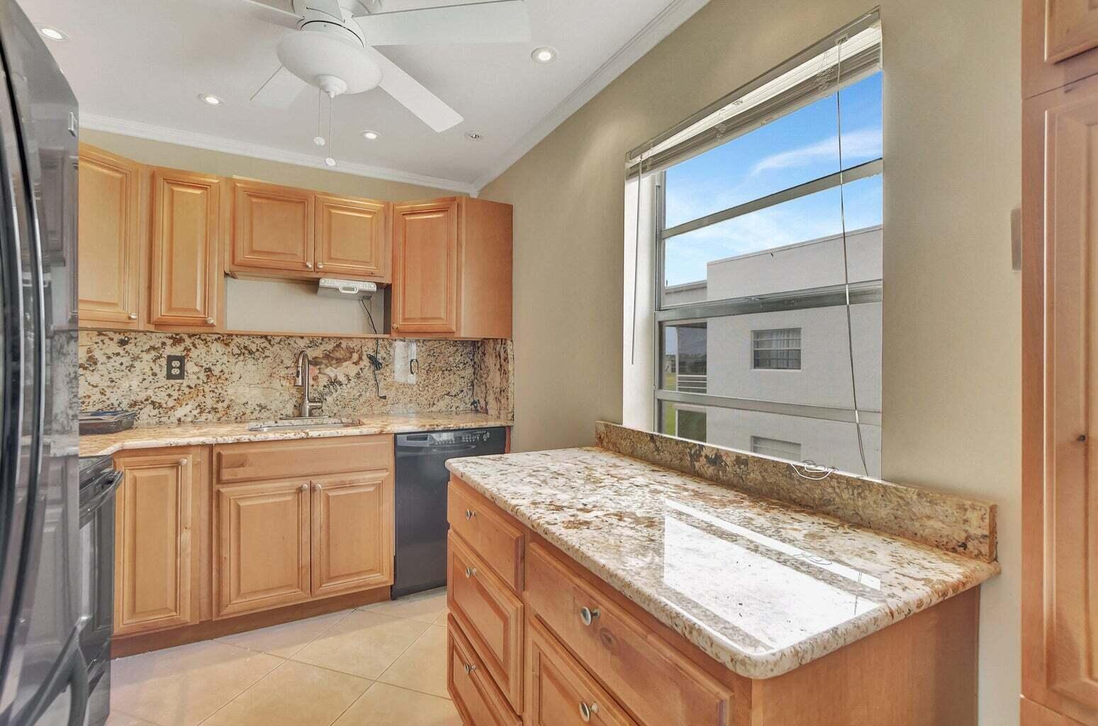 187 Normandy D Property Photo 8