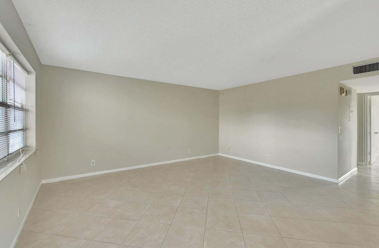 187 Normandy D Property Photo 14