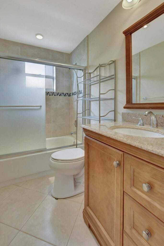 187 Normandy D Property Photo 22