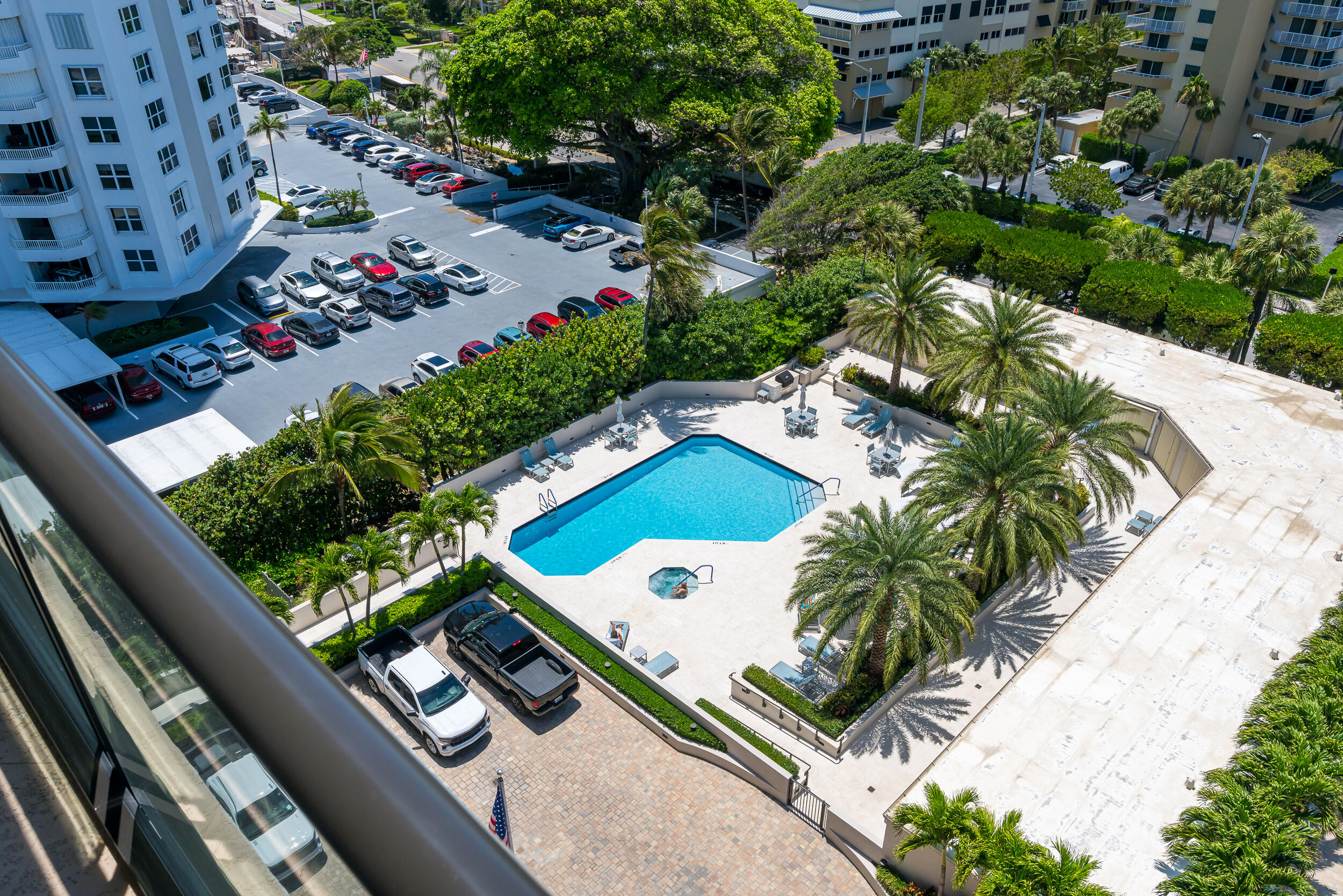 1300 S Ocean Boulevard 906 Property Photo 22