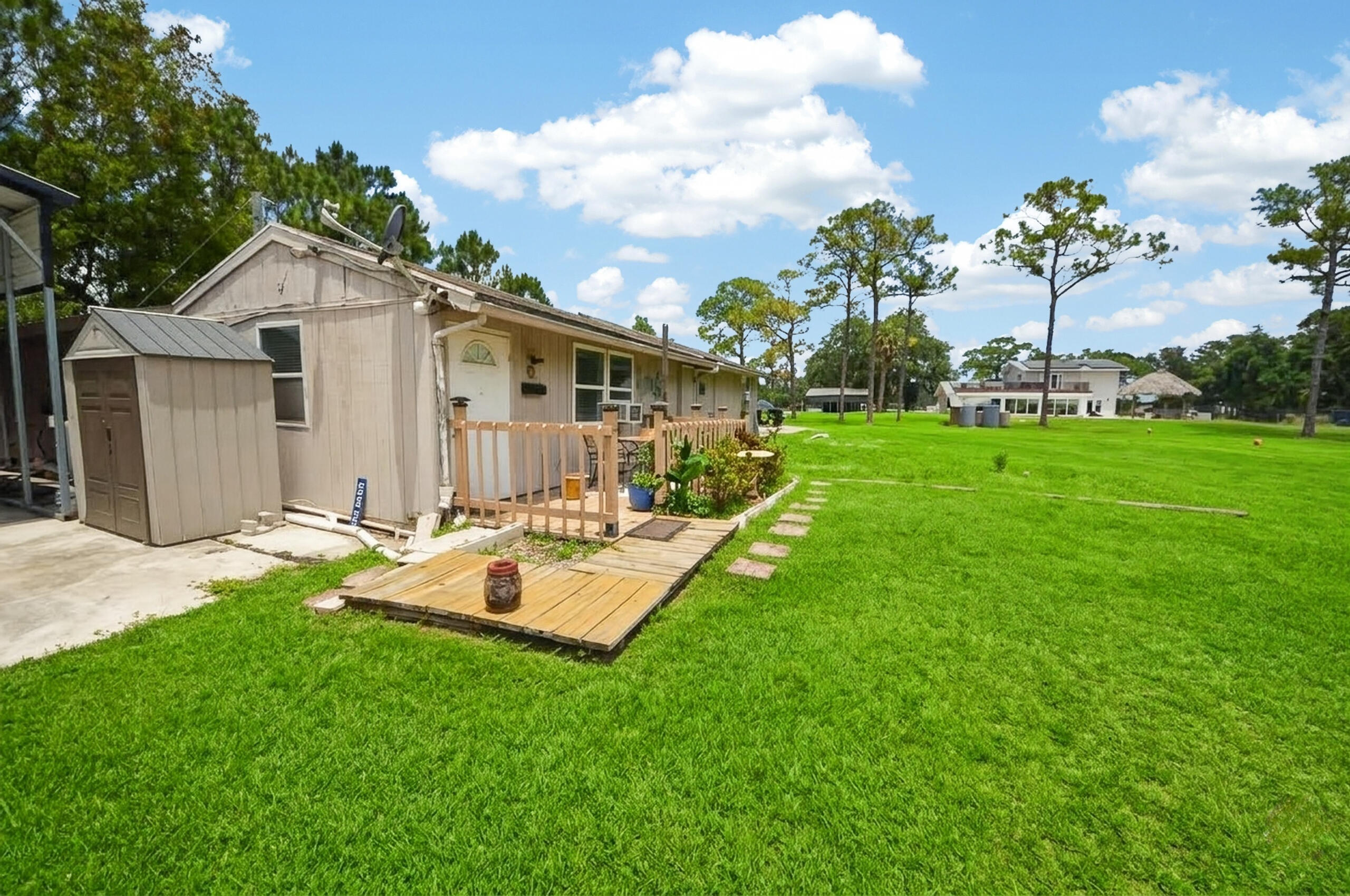 10754 Tamis Trail Unit B Property Photo 12