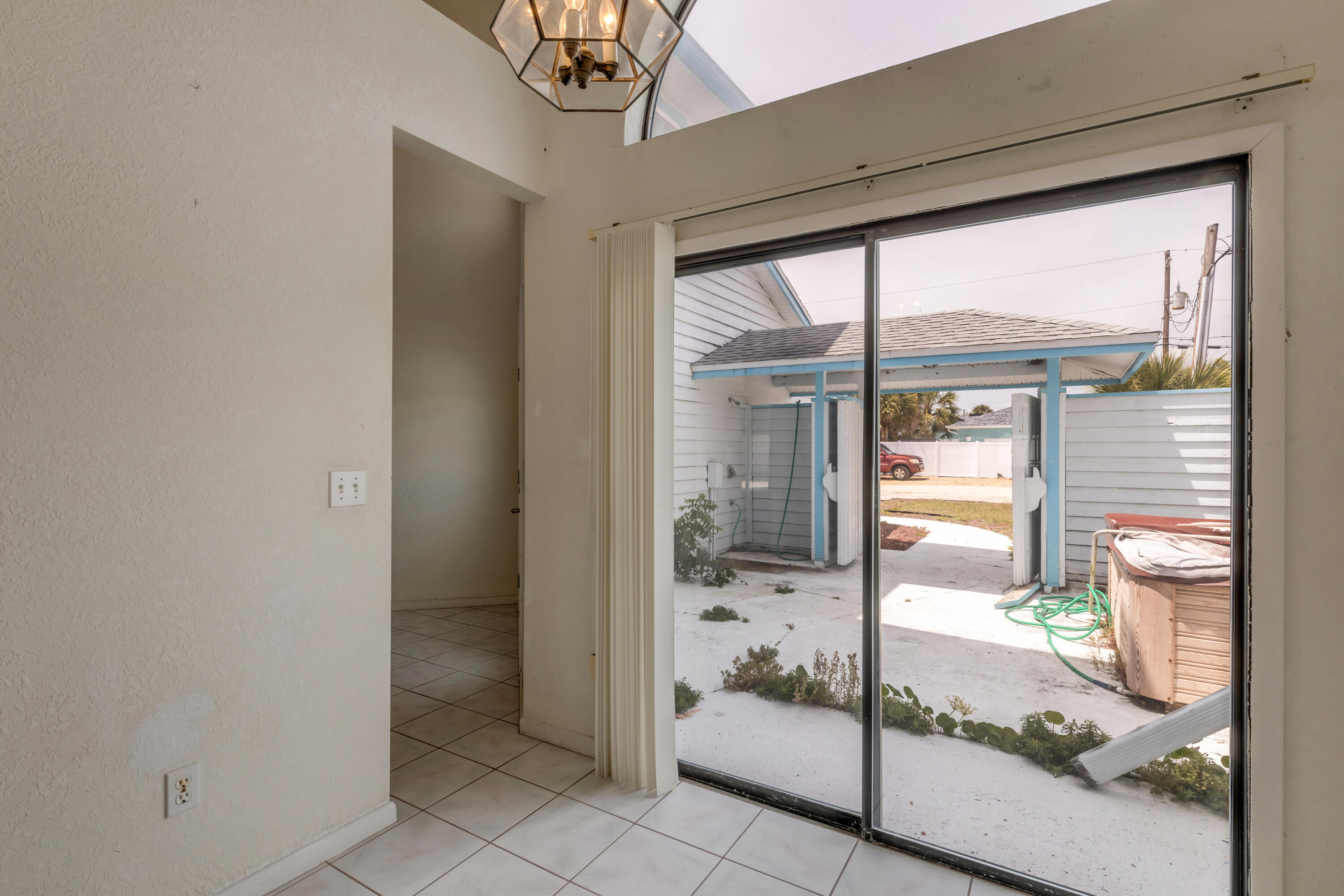 2706 Annette Street Property Photo 15