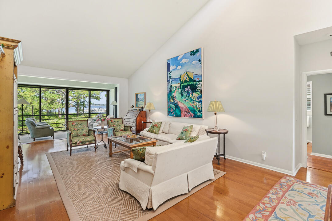 2516 Nw Seagrass Drive 8b Property Photo 44