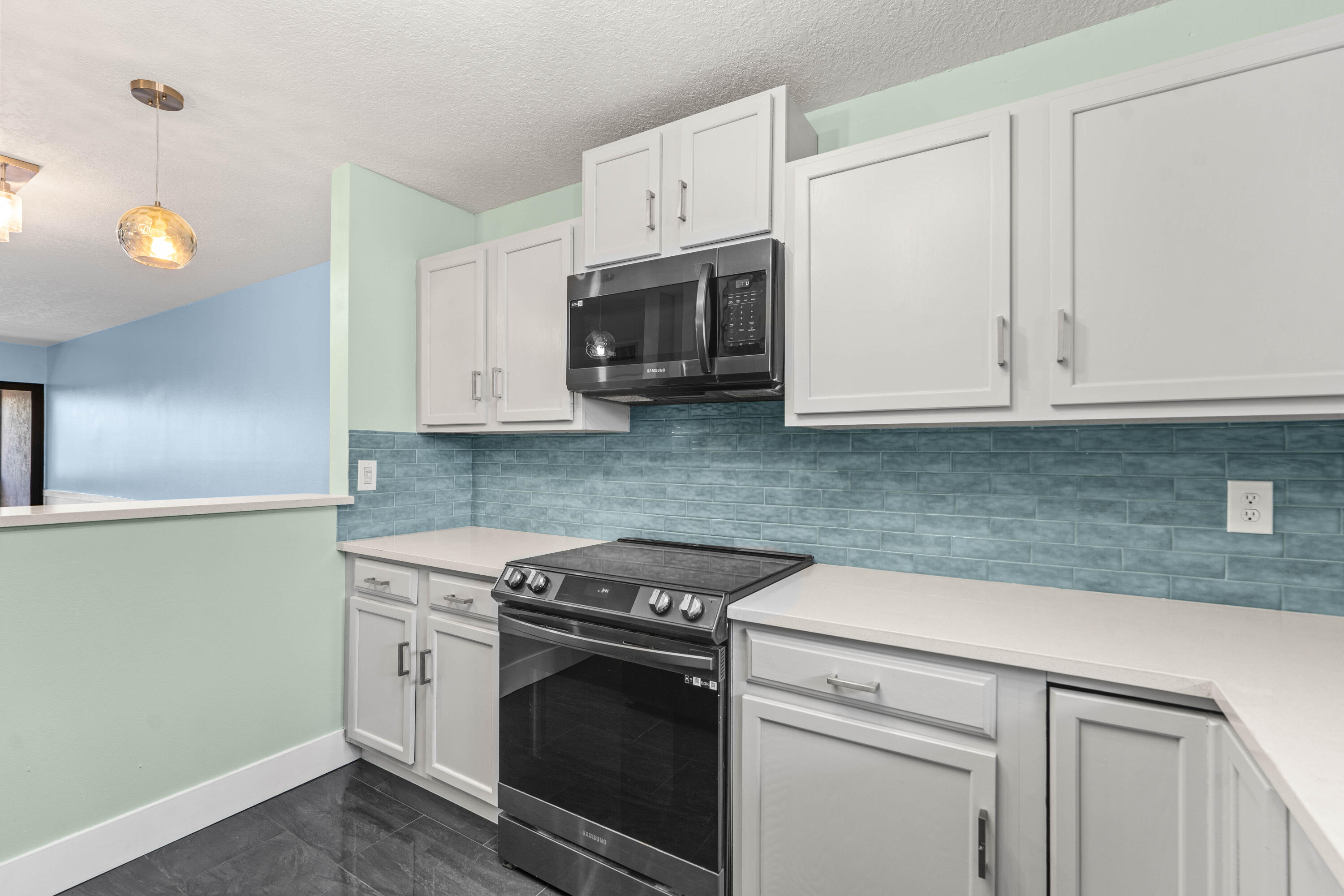 412 Southwind Drive B2 Property Photo 14