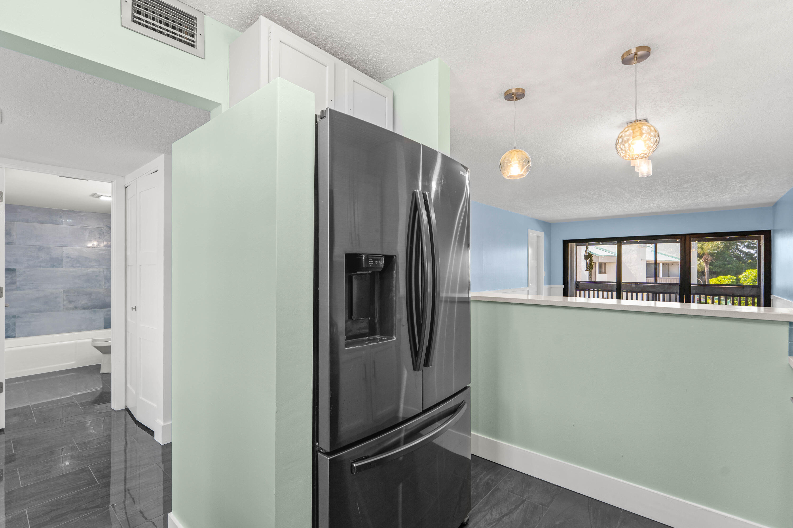 412 Southwind Drive B2 Property Photo 15