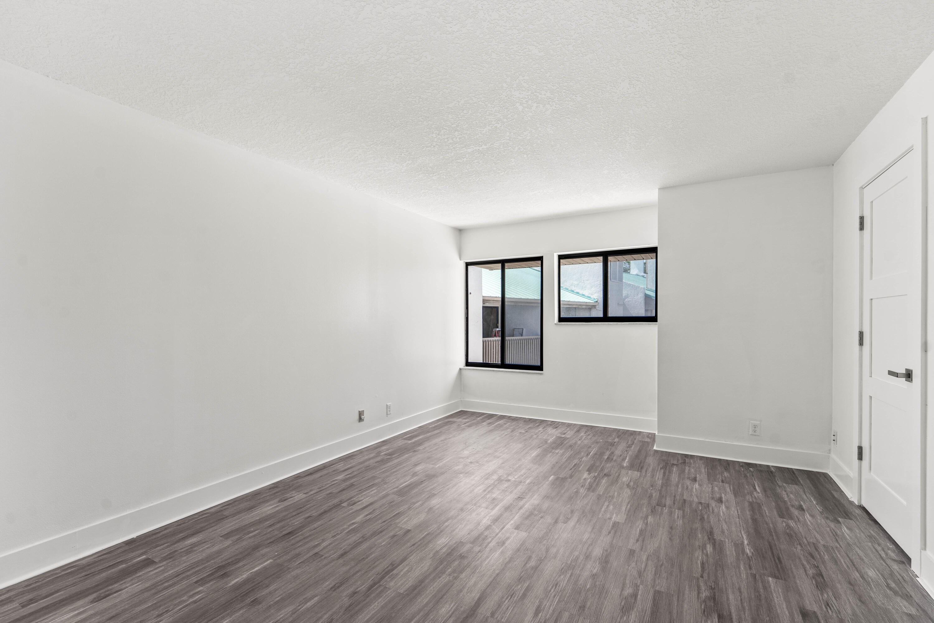 412 Southwind Drive B2 Property Photo 25