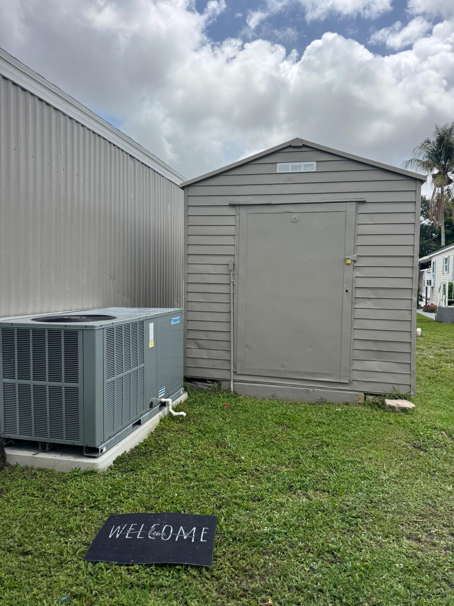 182 Plantation Boulevard Property Photo 13