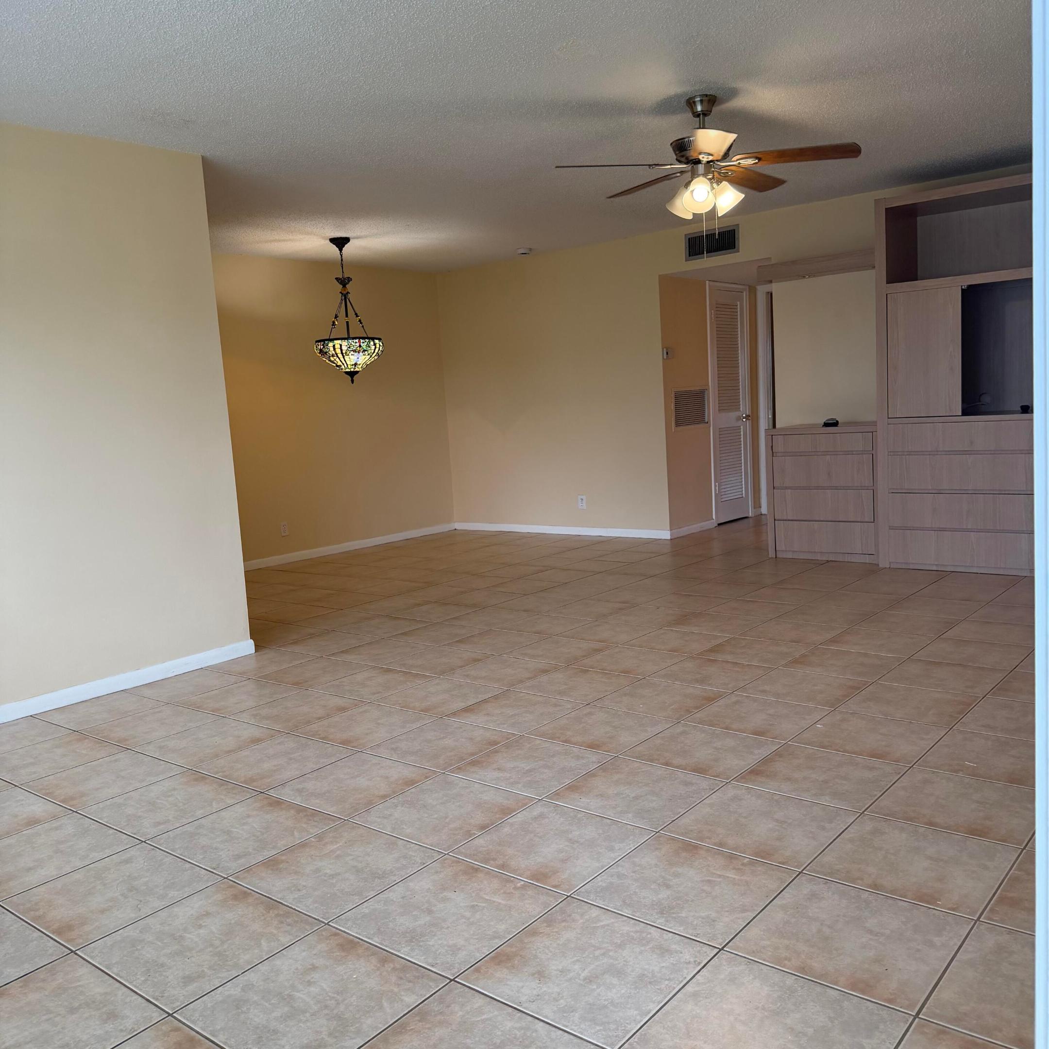 707 High Point Boulevard N Unit C Property Photo 1