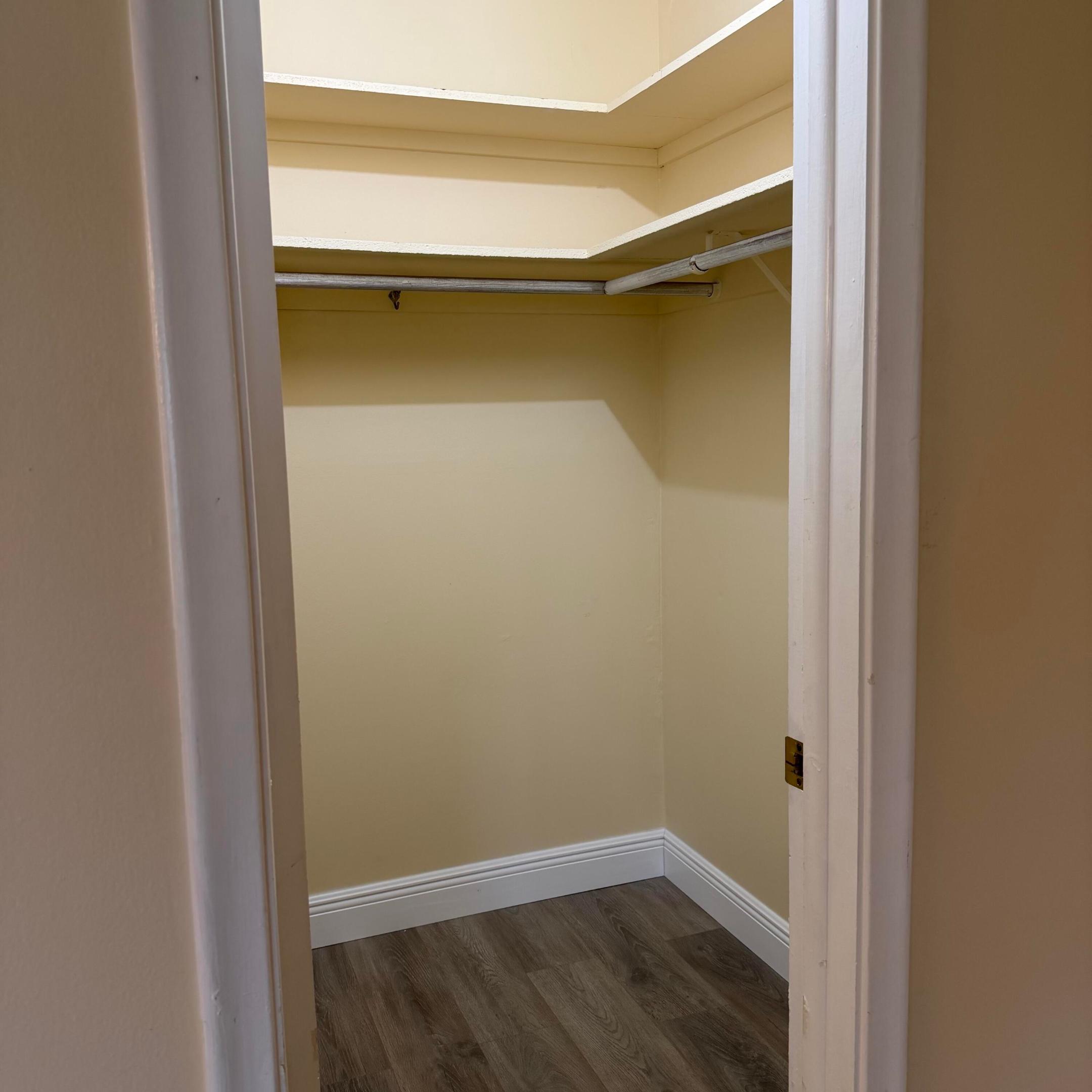 707 High Point Boulevard N Unit C Property Photo 17