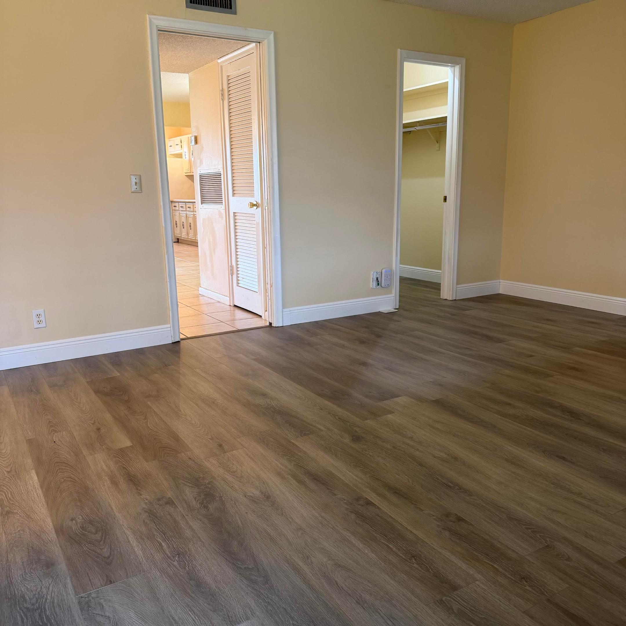707 High Point Boulevard N Unit C Property Photo 18