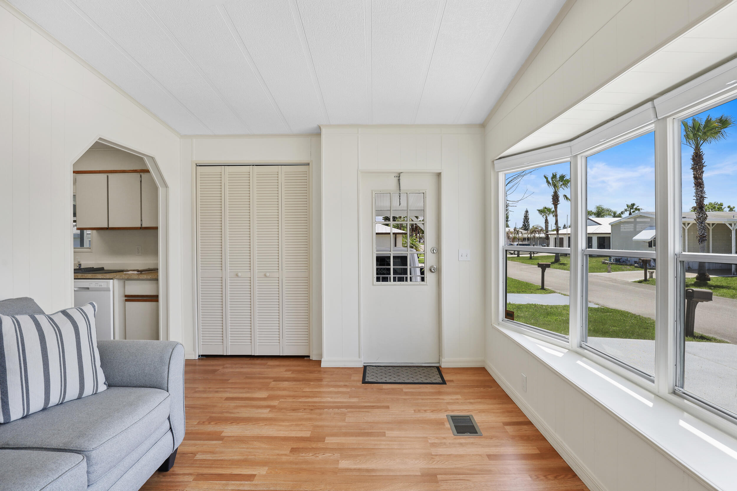 70 Golf Drive Property Photo 4