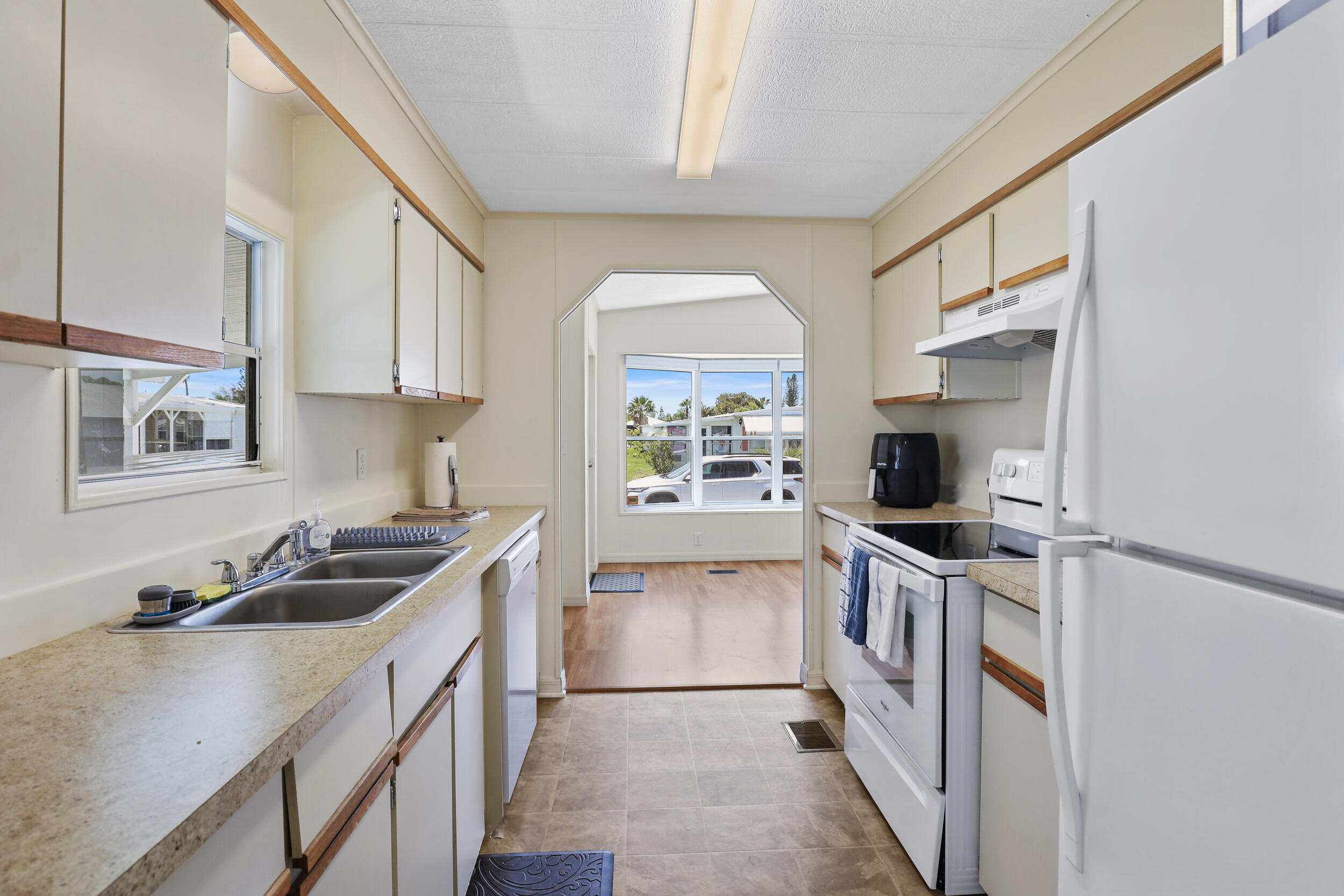 70 Golf Drive Property Photo 14