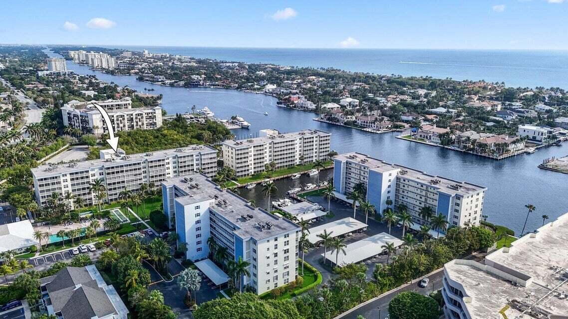 1 Harbourside Drive 4205 Property Photo 2